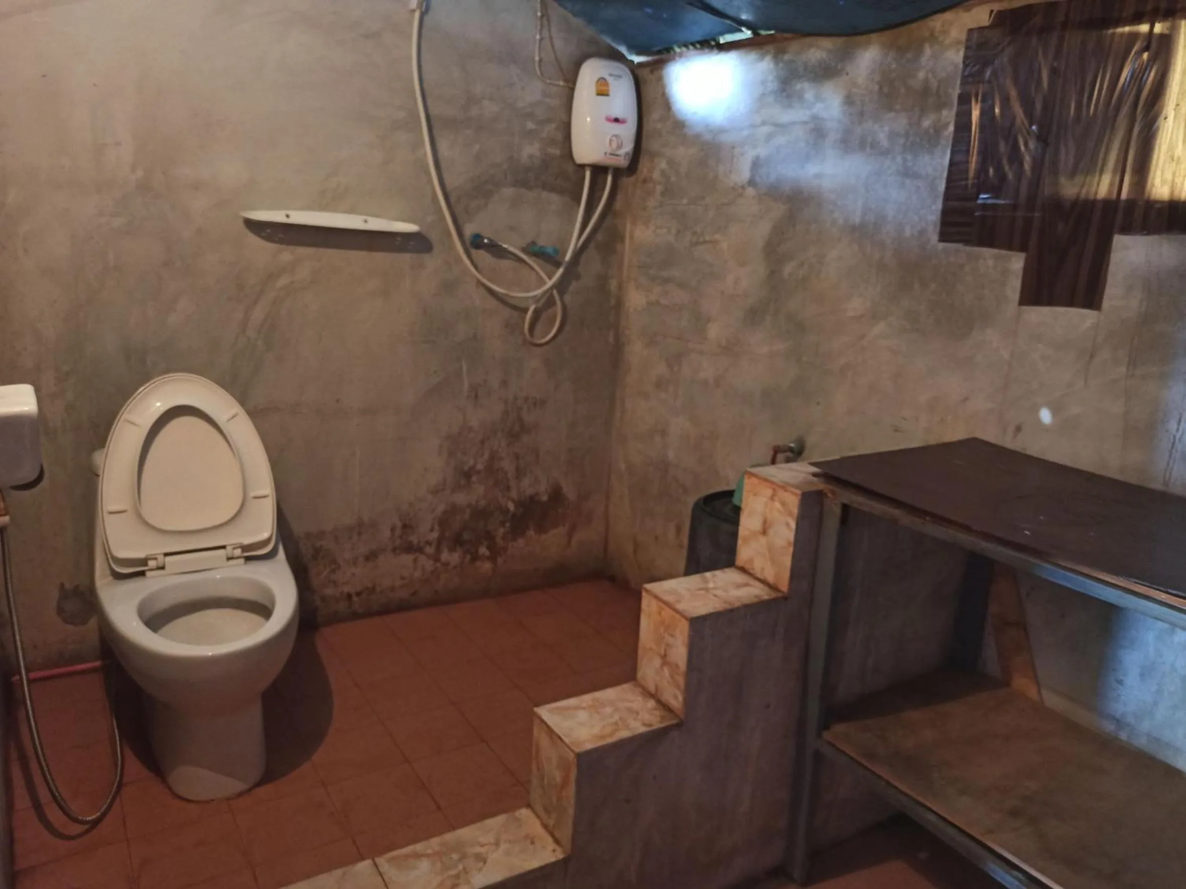 Toilet in Pai Forest Resort