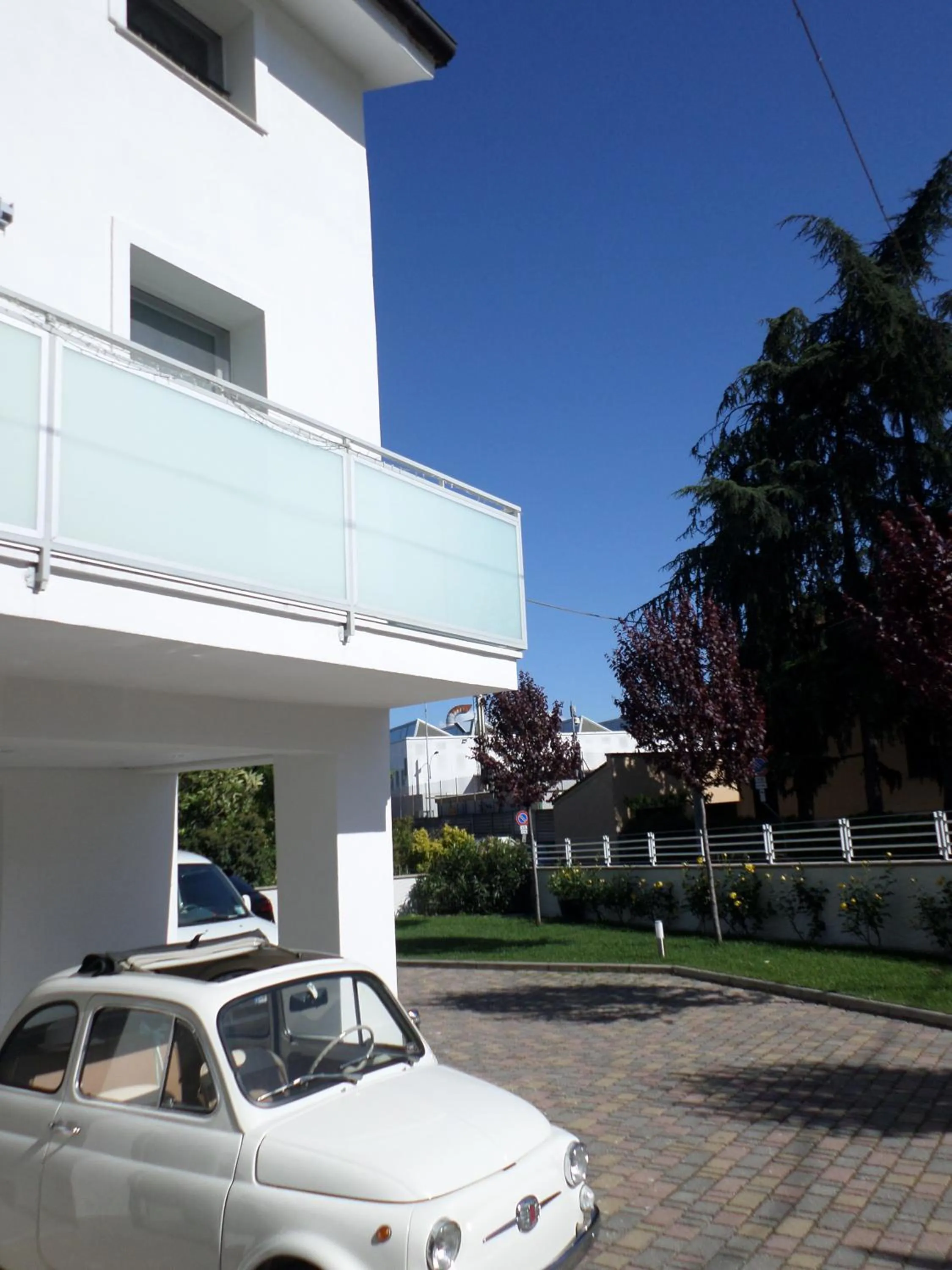 Facade/entrance in H5-5H Luxury Room