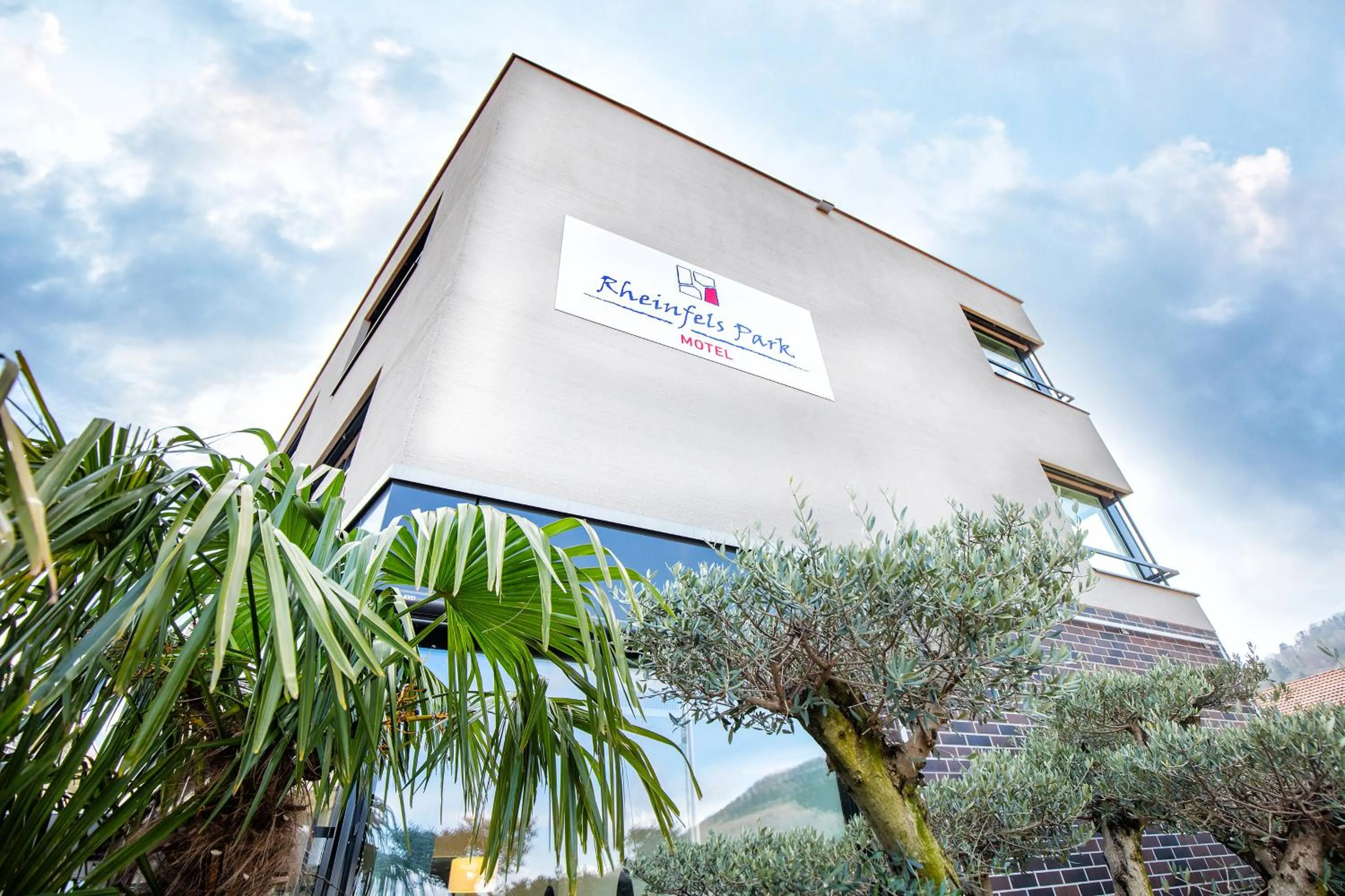 Facade/entrance in Motel Rheinfels Park