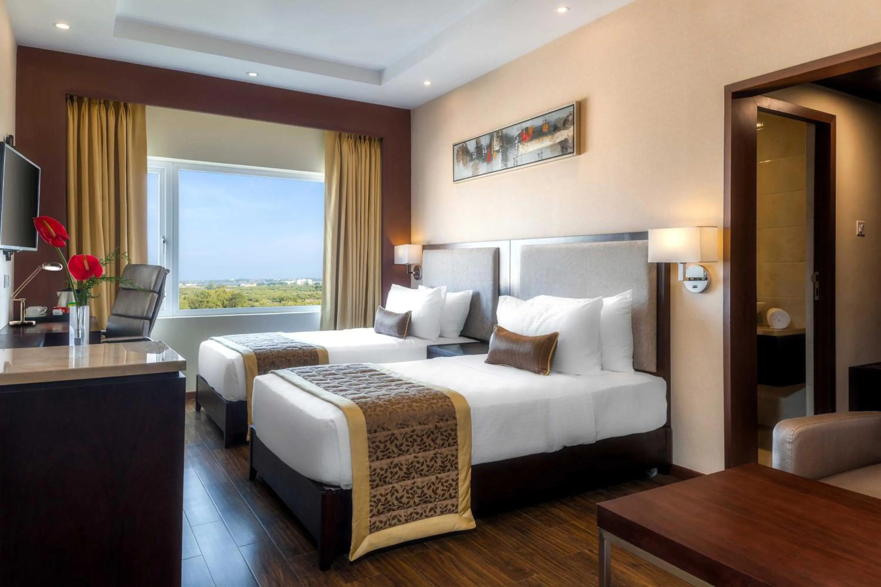 Bedroom, Bed in Days Hotel by Wyndham Chennai OMR