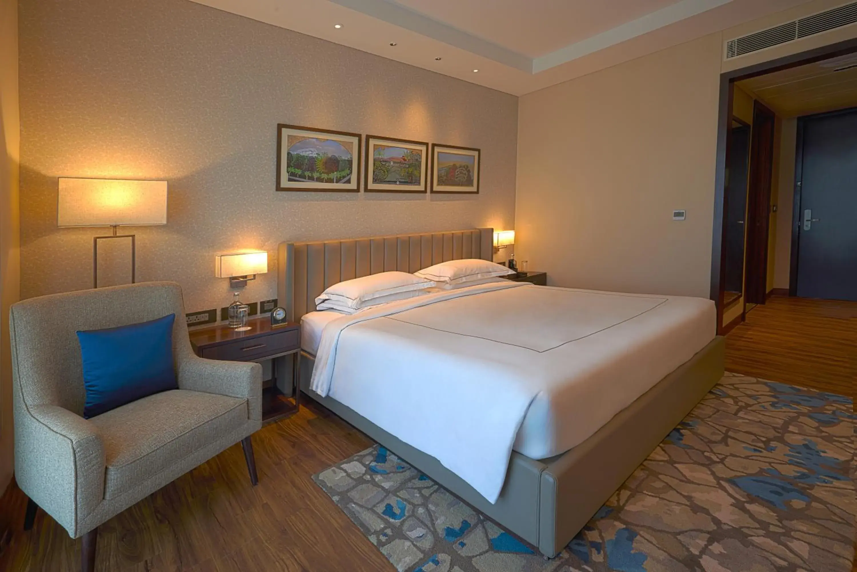 Photo of the whole room, Bed in Taj Bangalore Photo of the whole room, Bed in Taj Bangalore