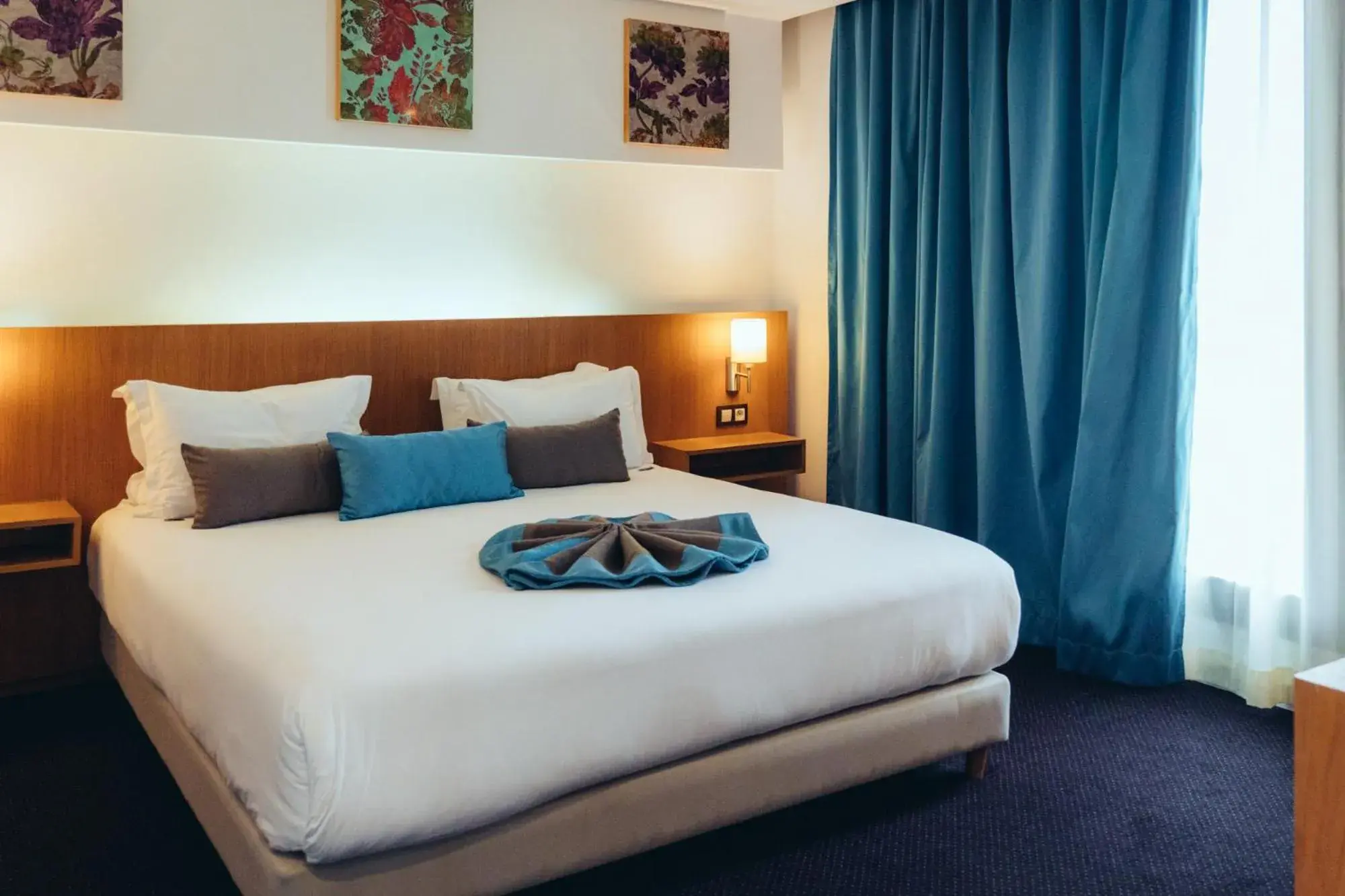 Bedroom, Bed in ONOMO Hotel Rabat Terminus Bedroom, Bed in ONOMO Hotel Rabat Terminus