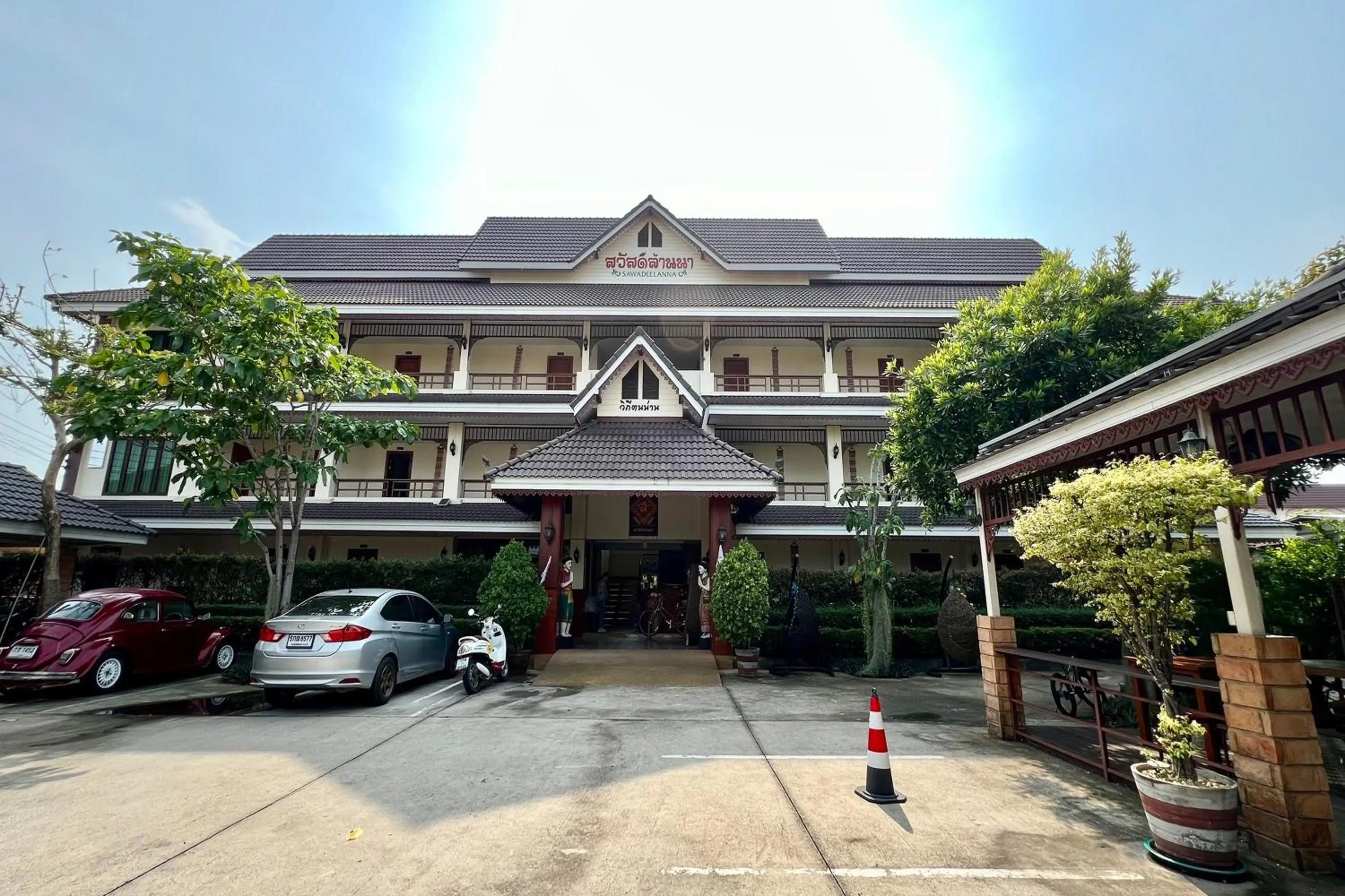 Property building in Sawadeelanna Hotel