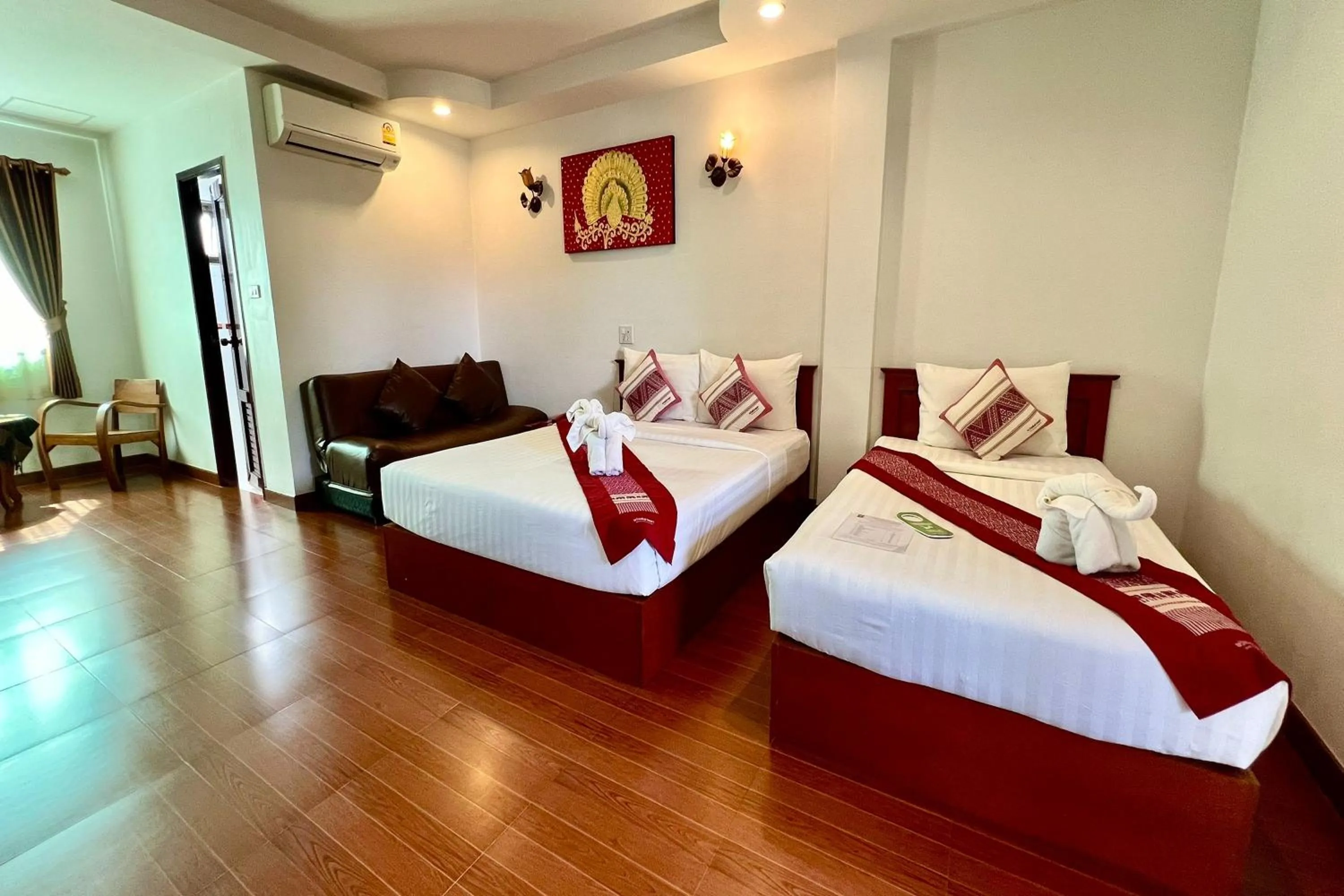 Bedroom, Bed in Sawadeelanna Hotel