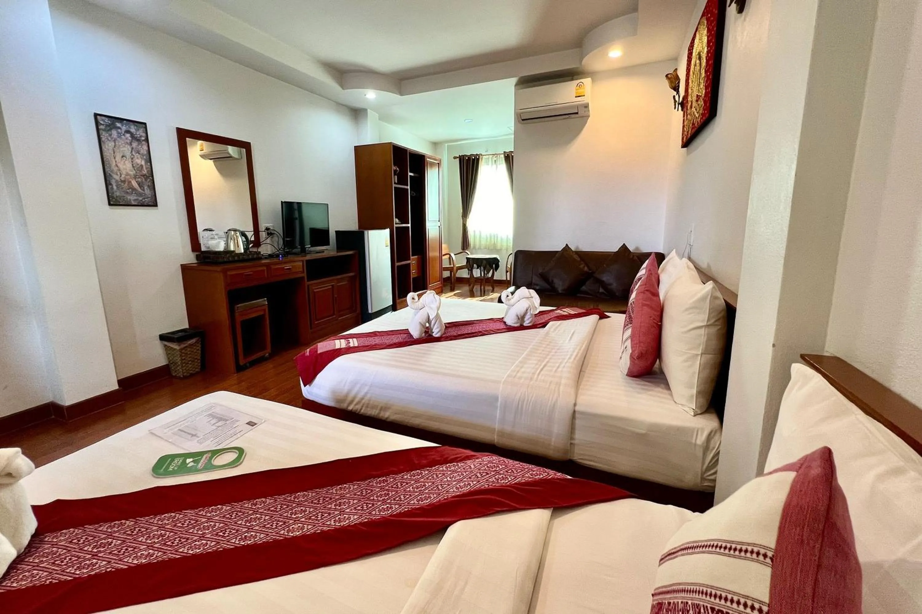 Bedroom, Bed in Sawadeelanna Hotel