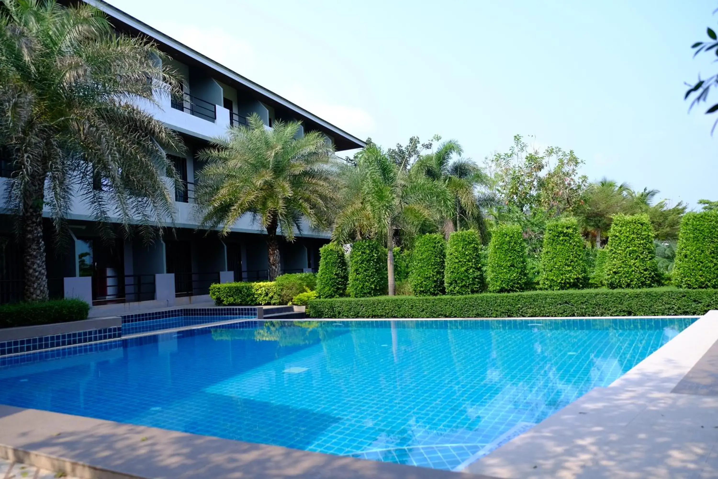 Swimming pool in Evergreen Resort Chanthaburi Swimming pool in Evergreen Resort Chanthaburi