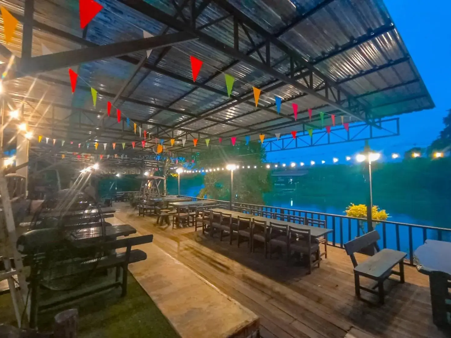 Restaurant/places to eat in Evergreen Resort Chanthaburi Restaurant/places to eat in Evergreen Resort Chanthaburi