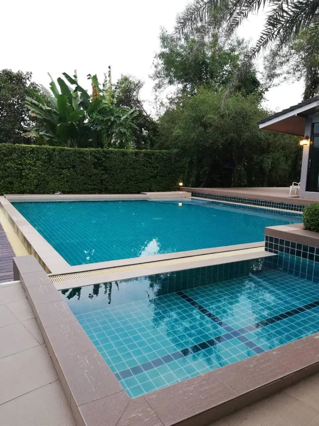 Swimming pool in Evergreen Resort Chanthaburi Swimming pool in Evergreen Resort Chanthaburi