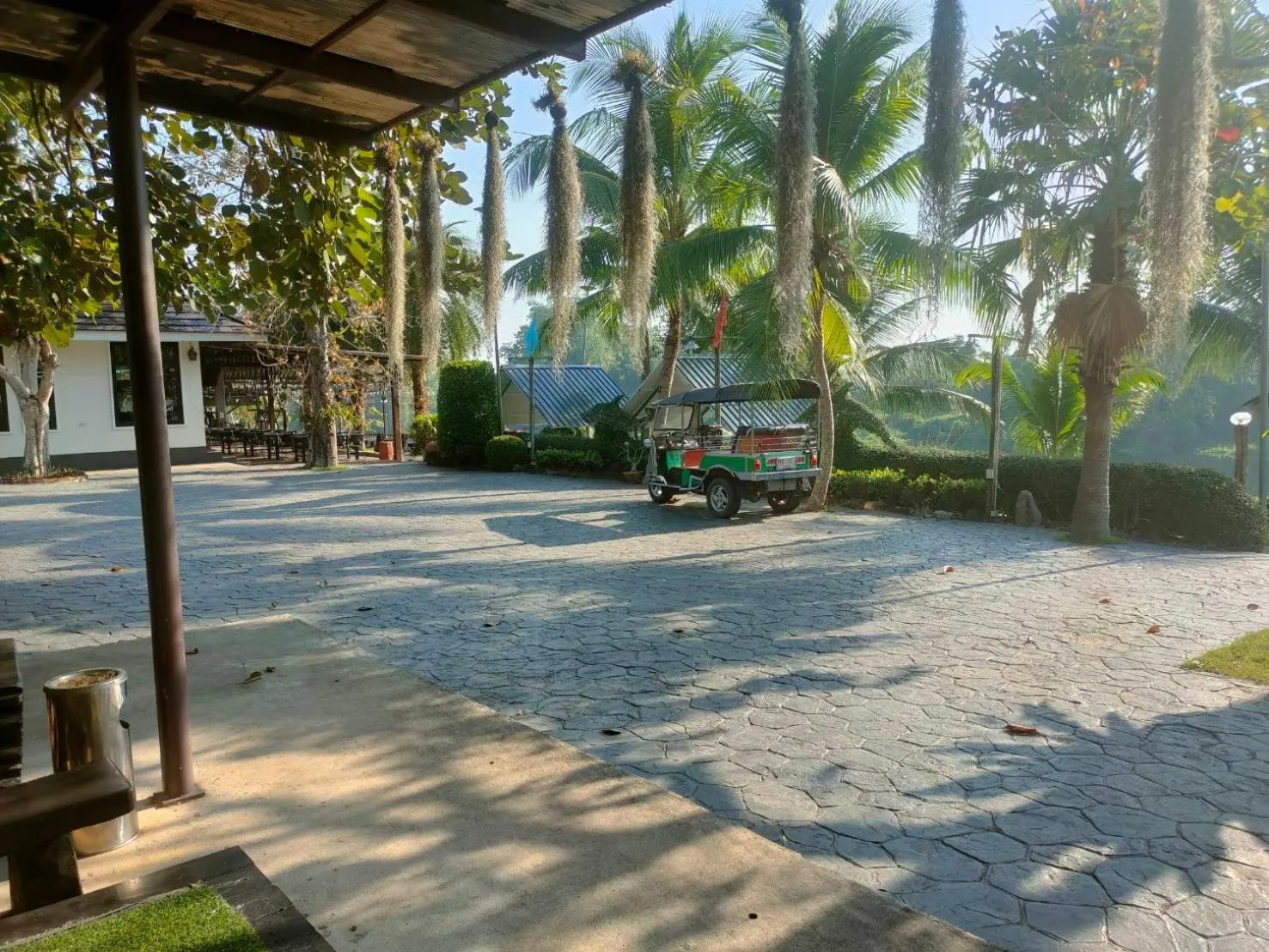 Day in Evergreen Resort Chanthaburi