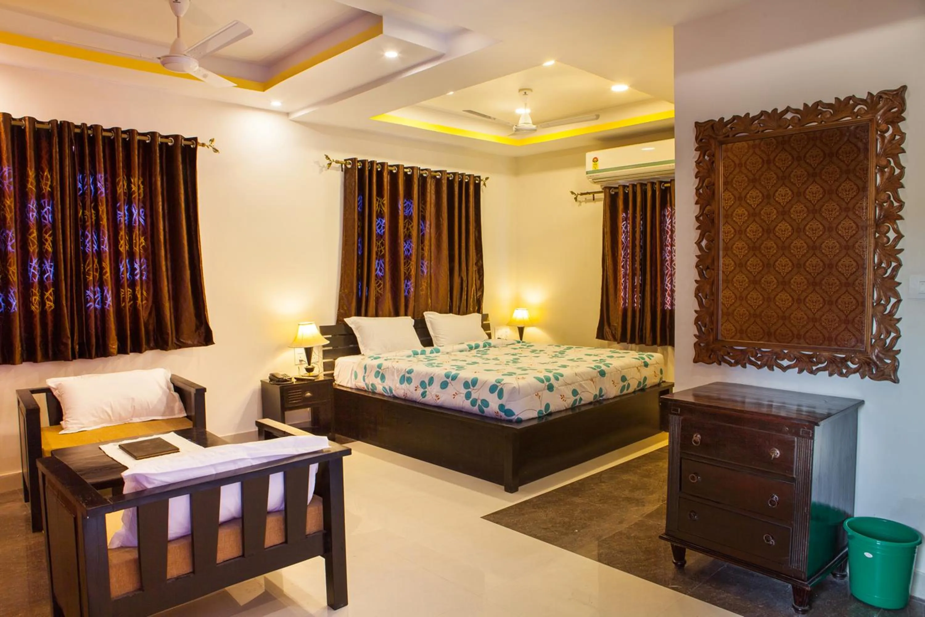 Bedroom, Bed in Om Heritage Haveli