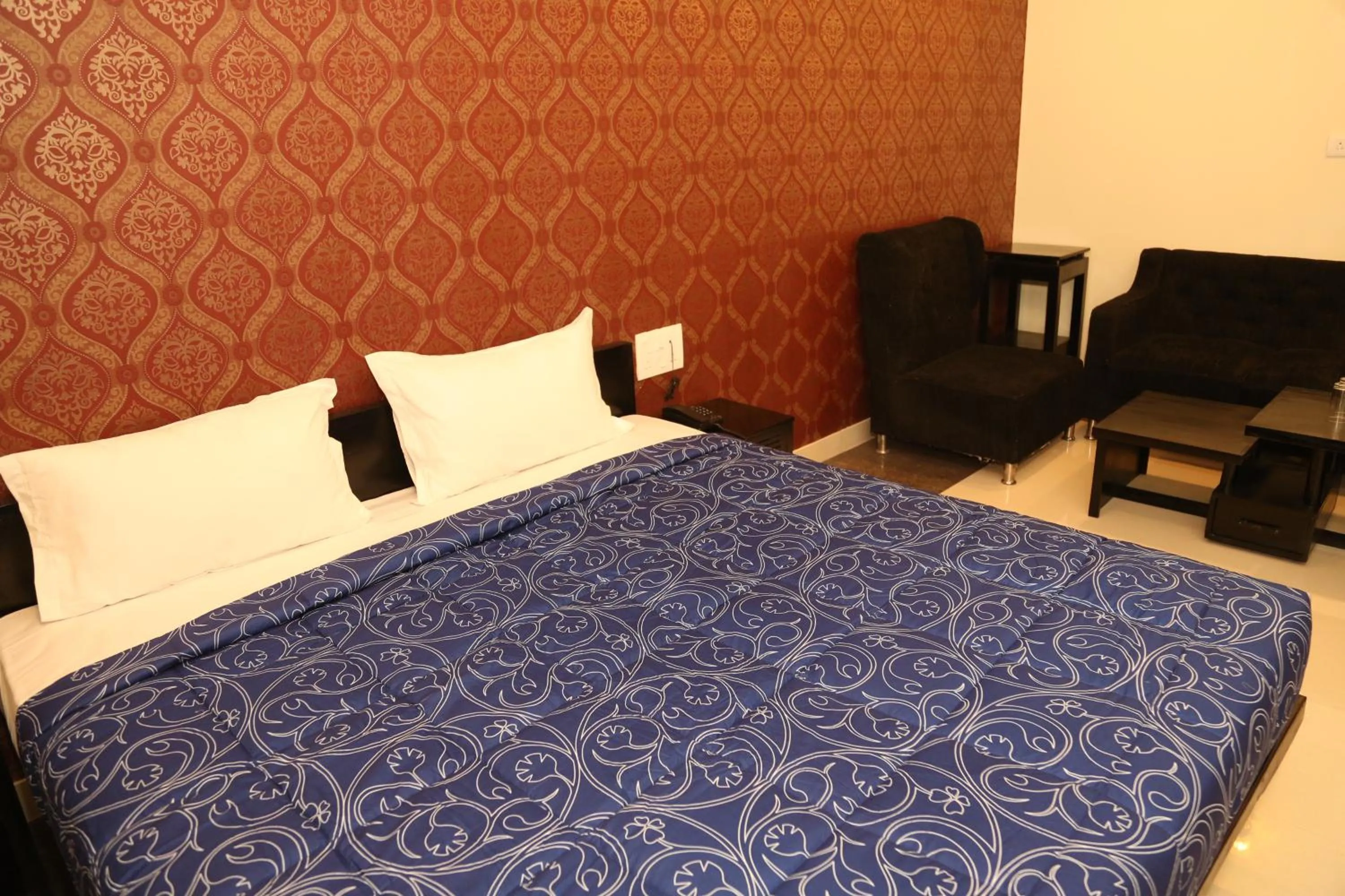 Bedroom, Bed in Om Heritage Haveli