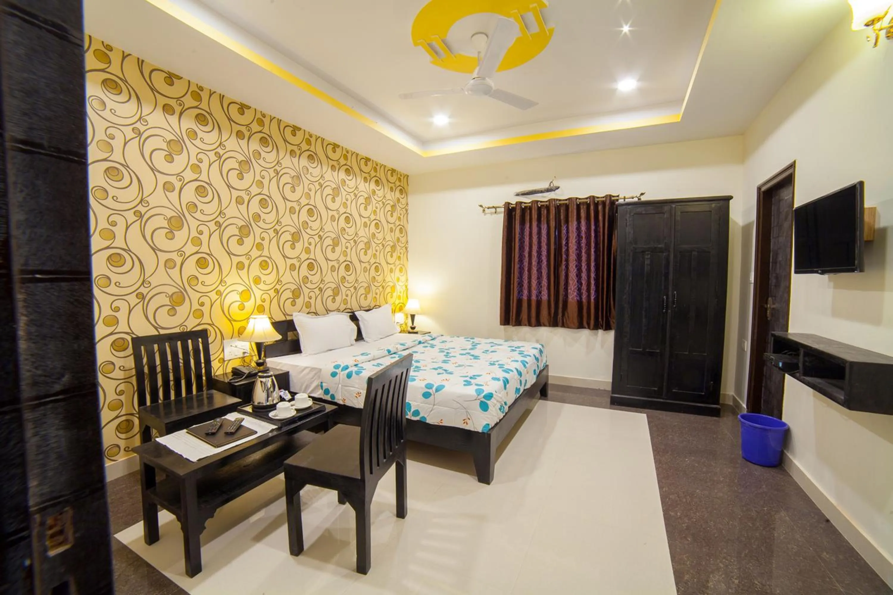 Photo of the whole room in Om Heritage Haveli