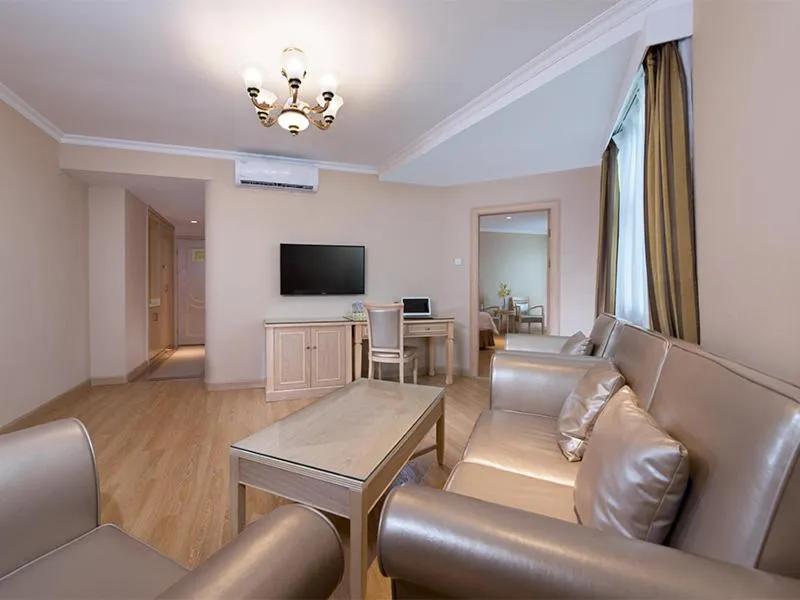 Vienna Hotel Shenzhen Haiwan