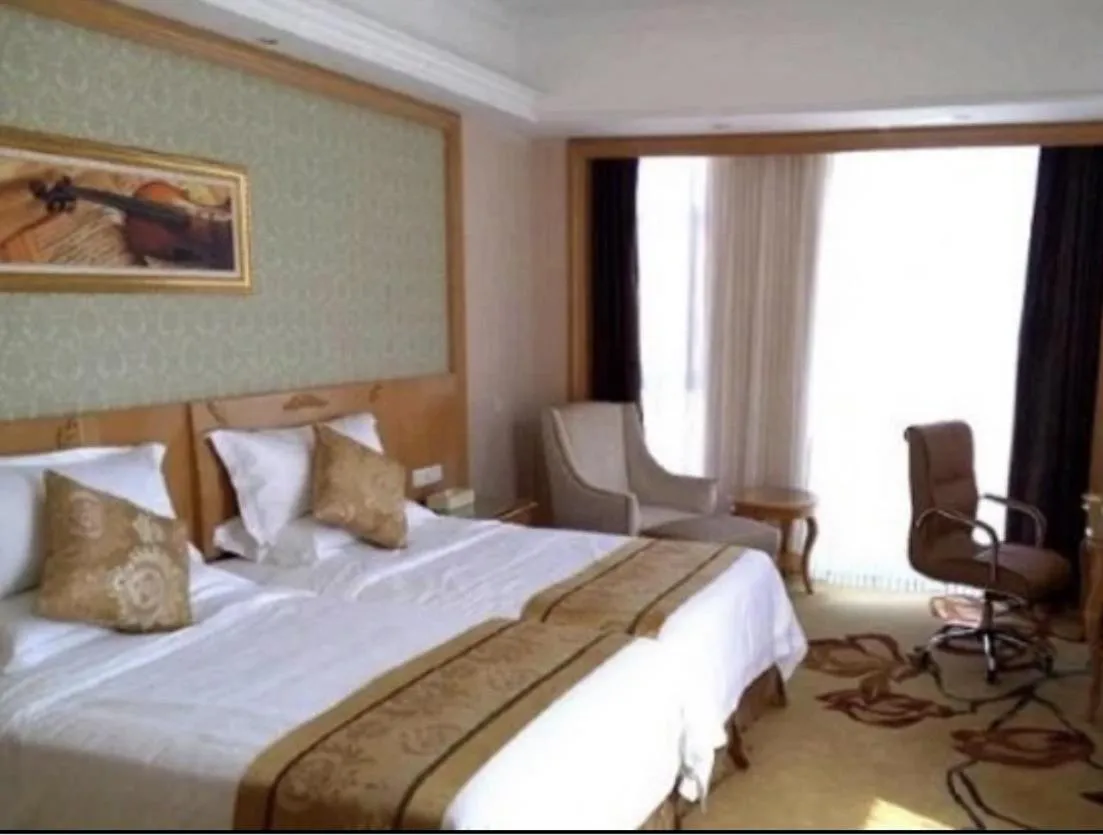 Bed in Vienna International Hotel Donglin Road