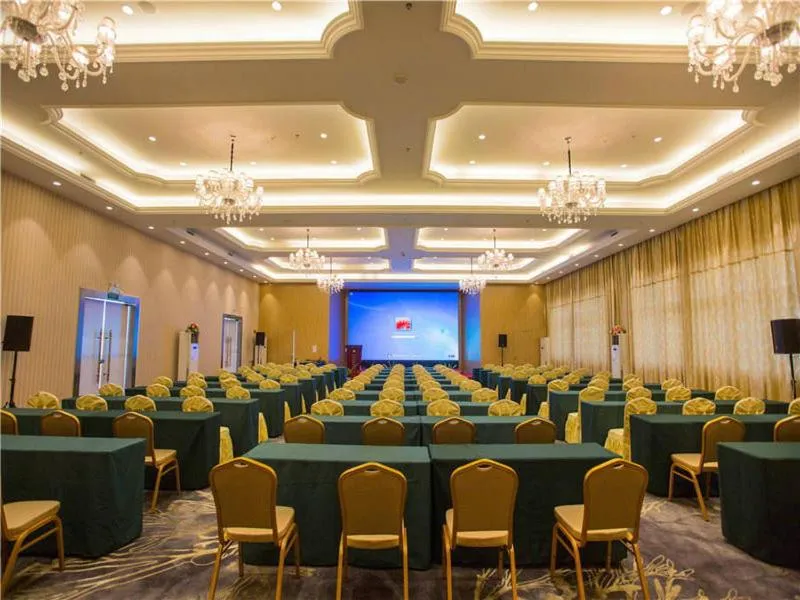 Vienna International Hotel Luogang Wanda Plaza