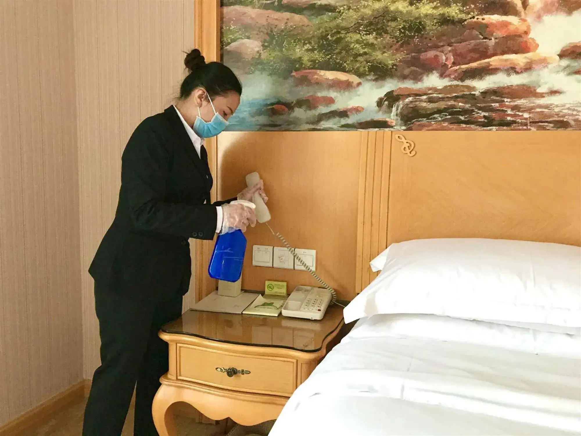 Bed in Vienna International Hotel Shenzhen Guangming Avenue Bed in Vienna International Hotel Shenzhen Guangming Avenue
