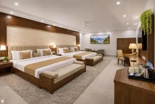 Deluxe Family Room in Hotel Park Tree IGI Airport With Free Airport Pick-up Deluxe Family Room in Hotel Park Tree IGI Airport With Free Airport Pick-up