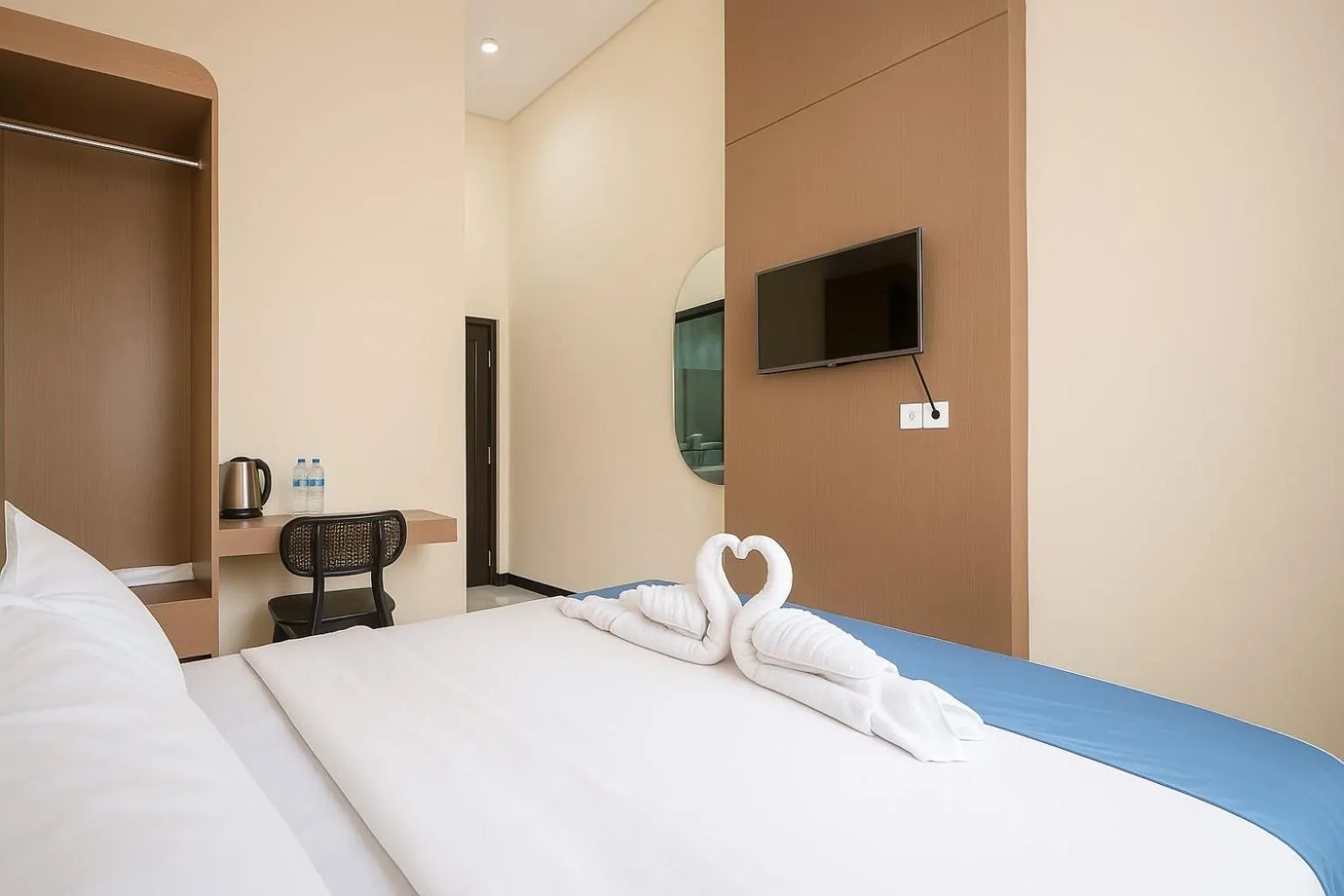 Bed in Ciptaningati Culture Hotel Batu