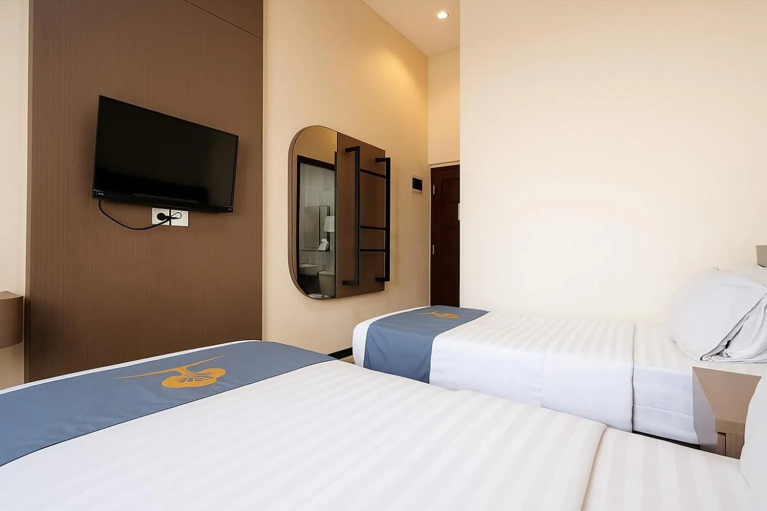 Bed in Ciptaningati Culture Hotel Batu