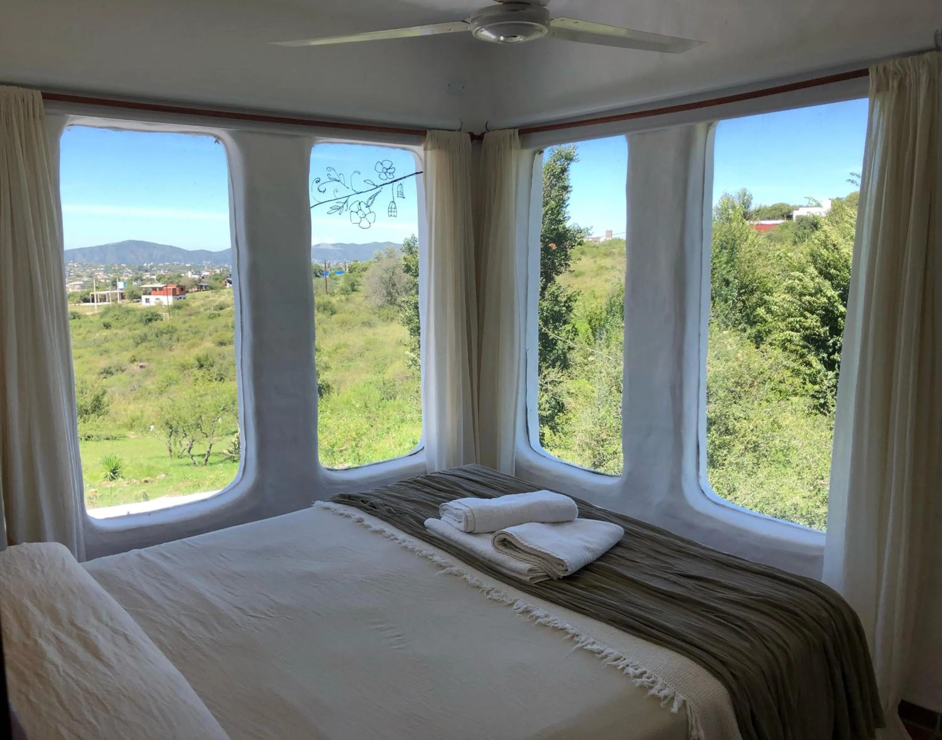 Bed in El Faro de Carpier - ApartHotel & Restaurante Bar Cafetería