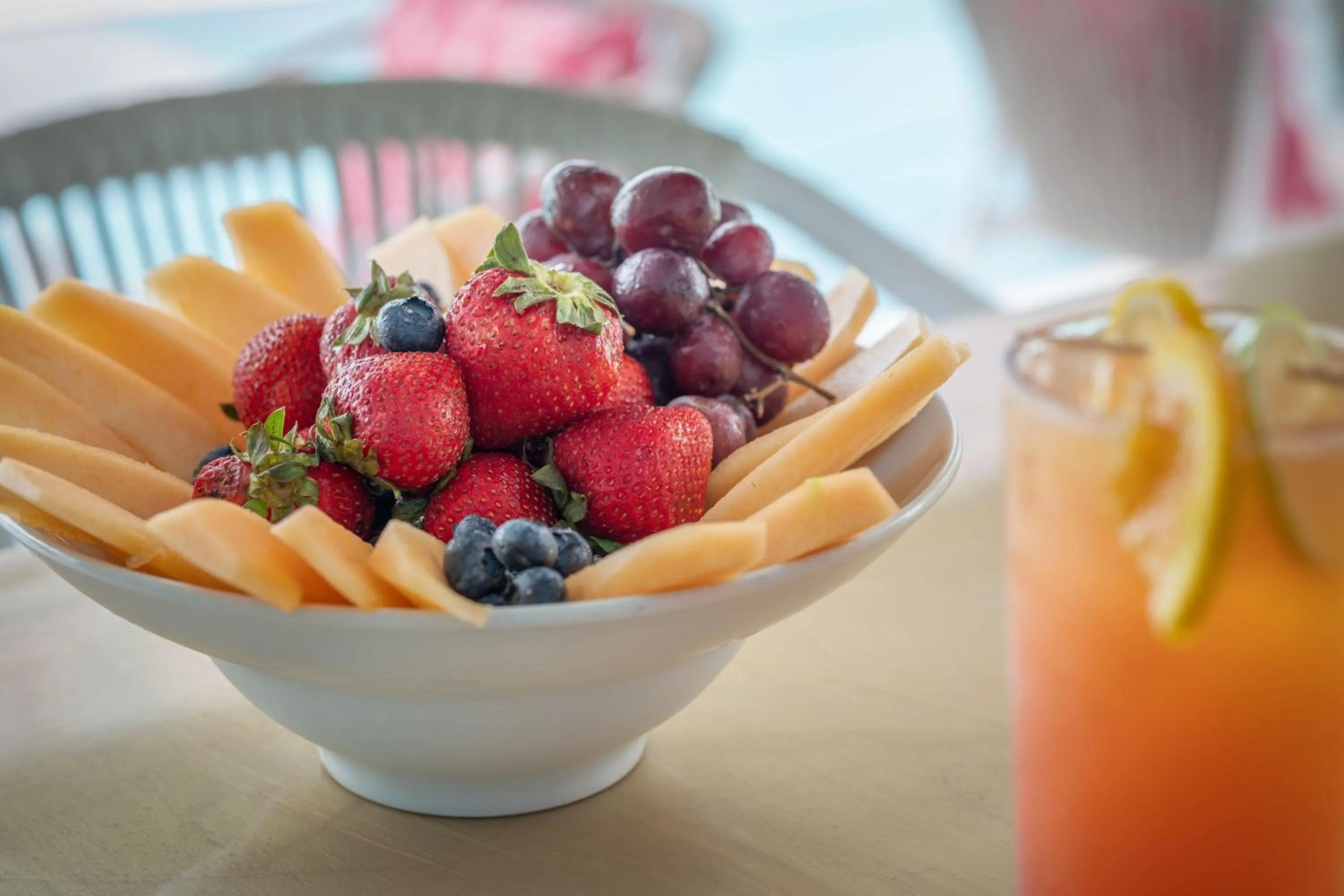 Restaurant/places to eat in Courtyard by Marriott Nassau Downtown/Junkanoo Beach