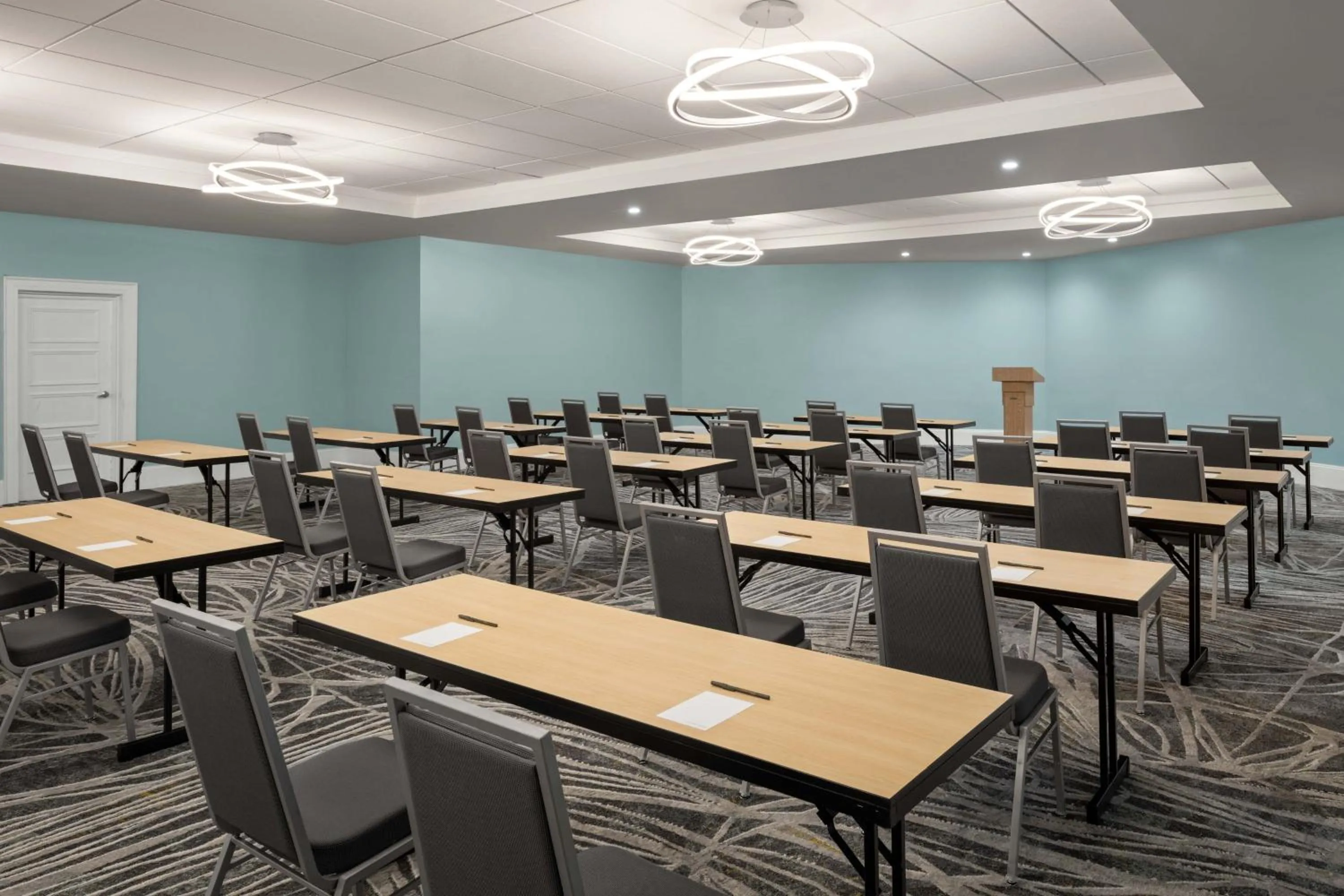 Meeting/conference room in Courtyard by Marriott Nassau Downtown/Junkanoo Beach