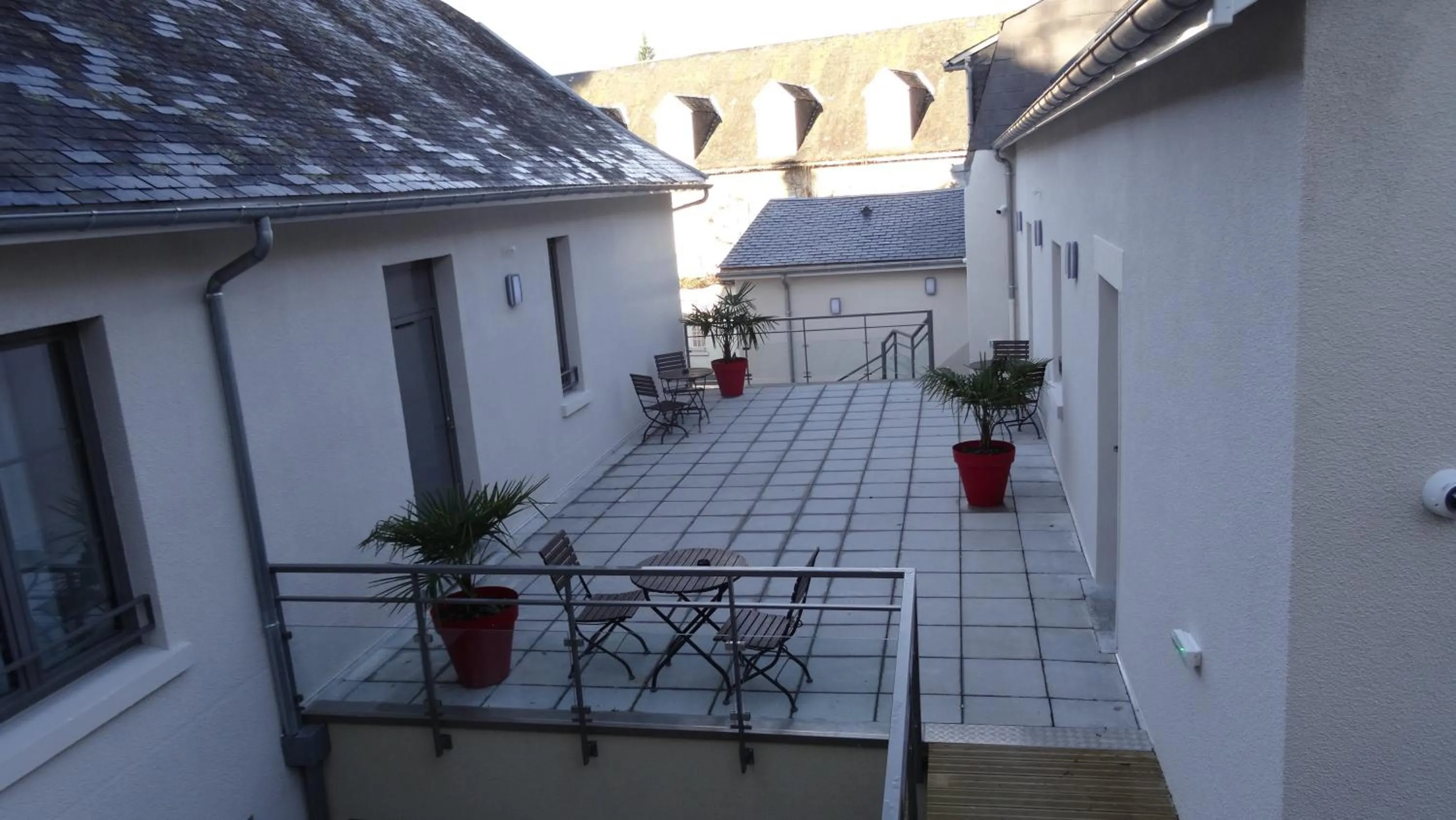 Patio in Parc Hôtel Pompadour