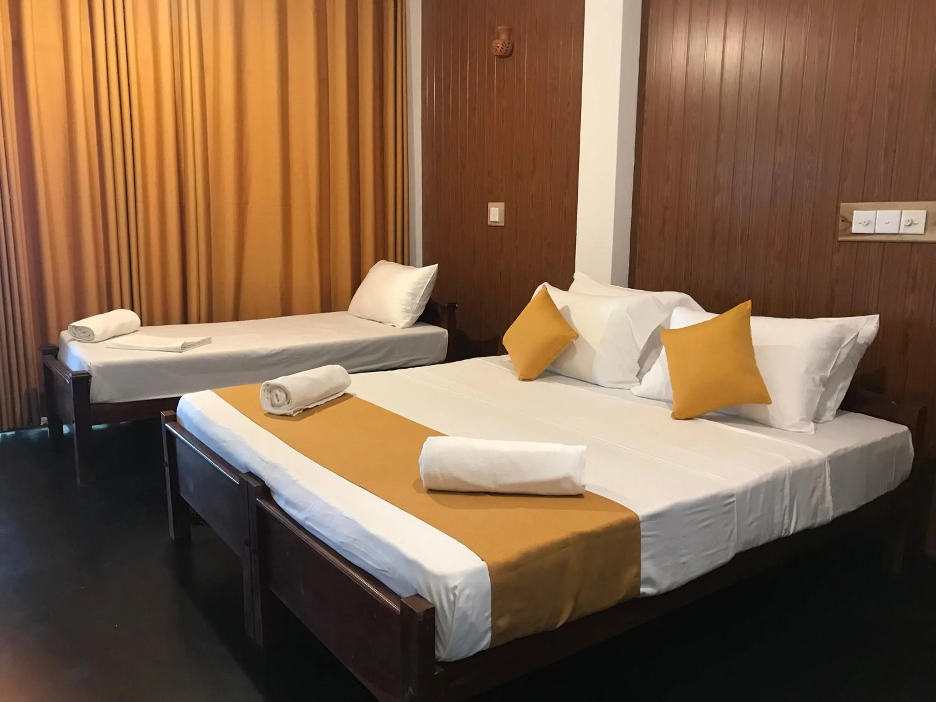 Bed in Sunray Beach House