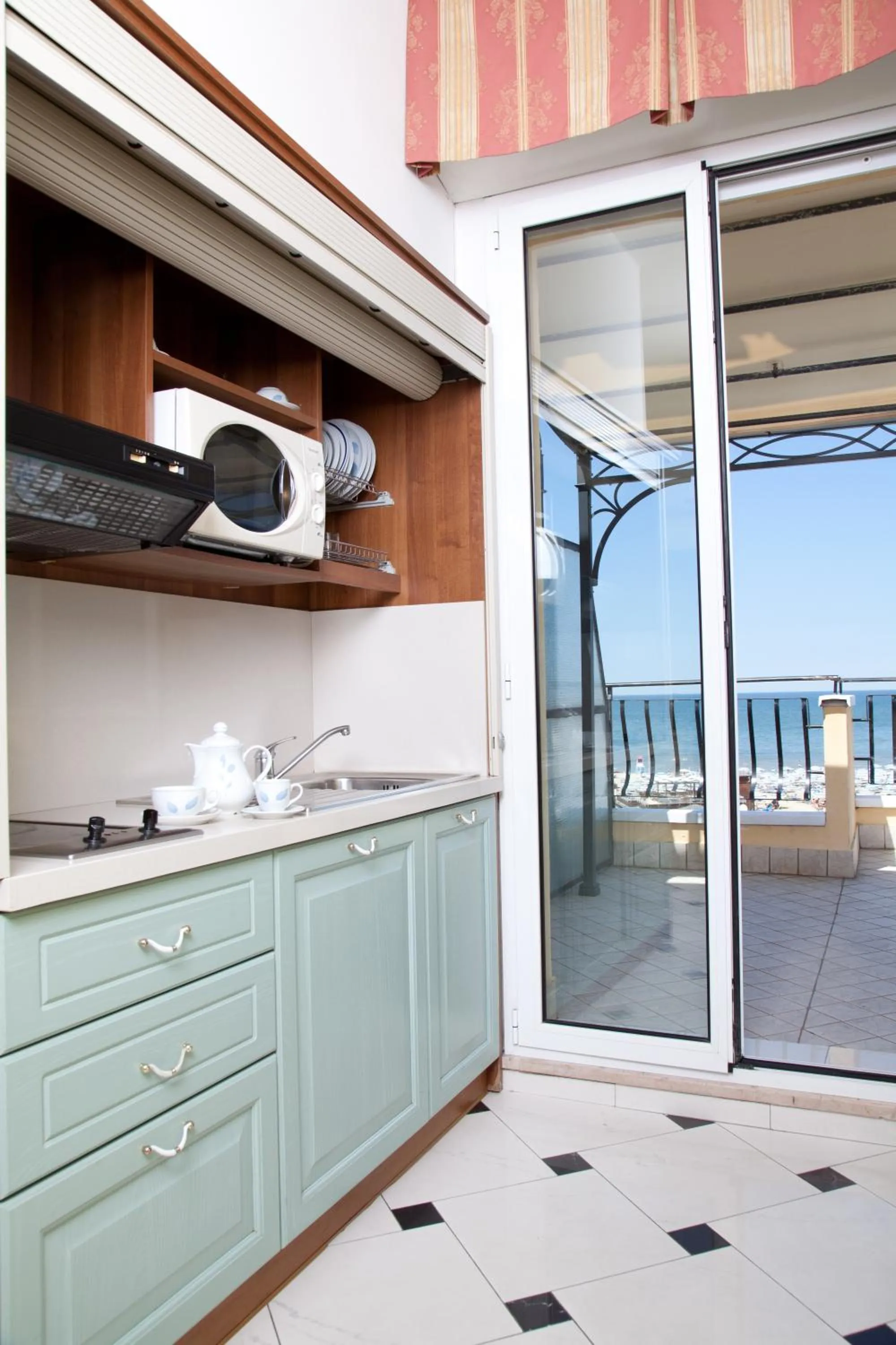 Day in Residence Record