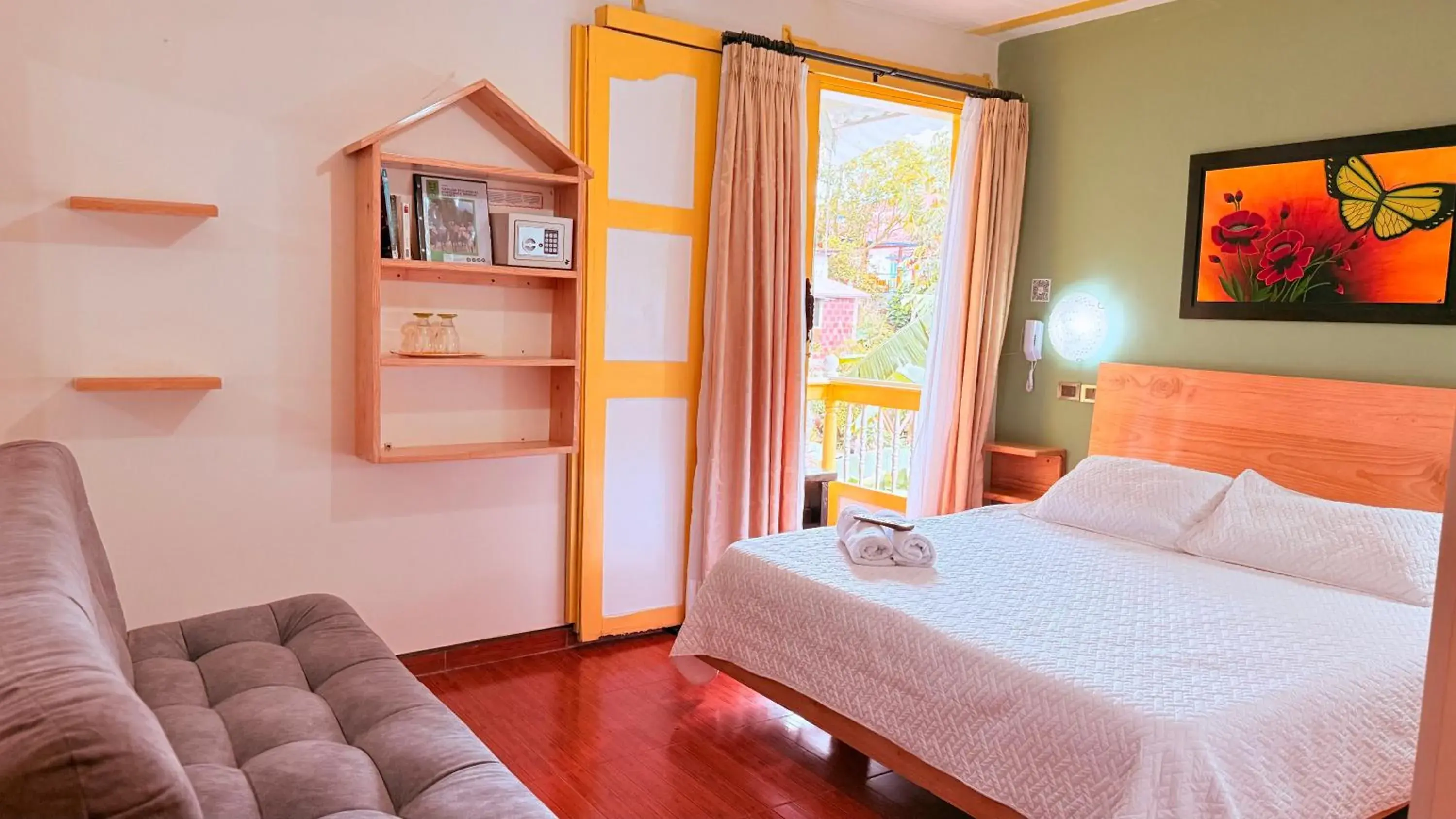 Double Room with Private Bathroom in Casa Salento Double Room with Private Bathroom in Casa Salento