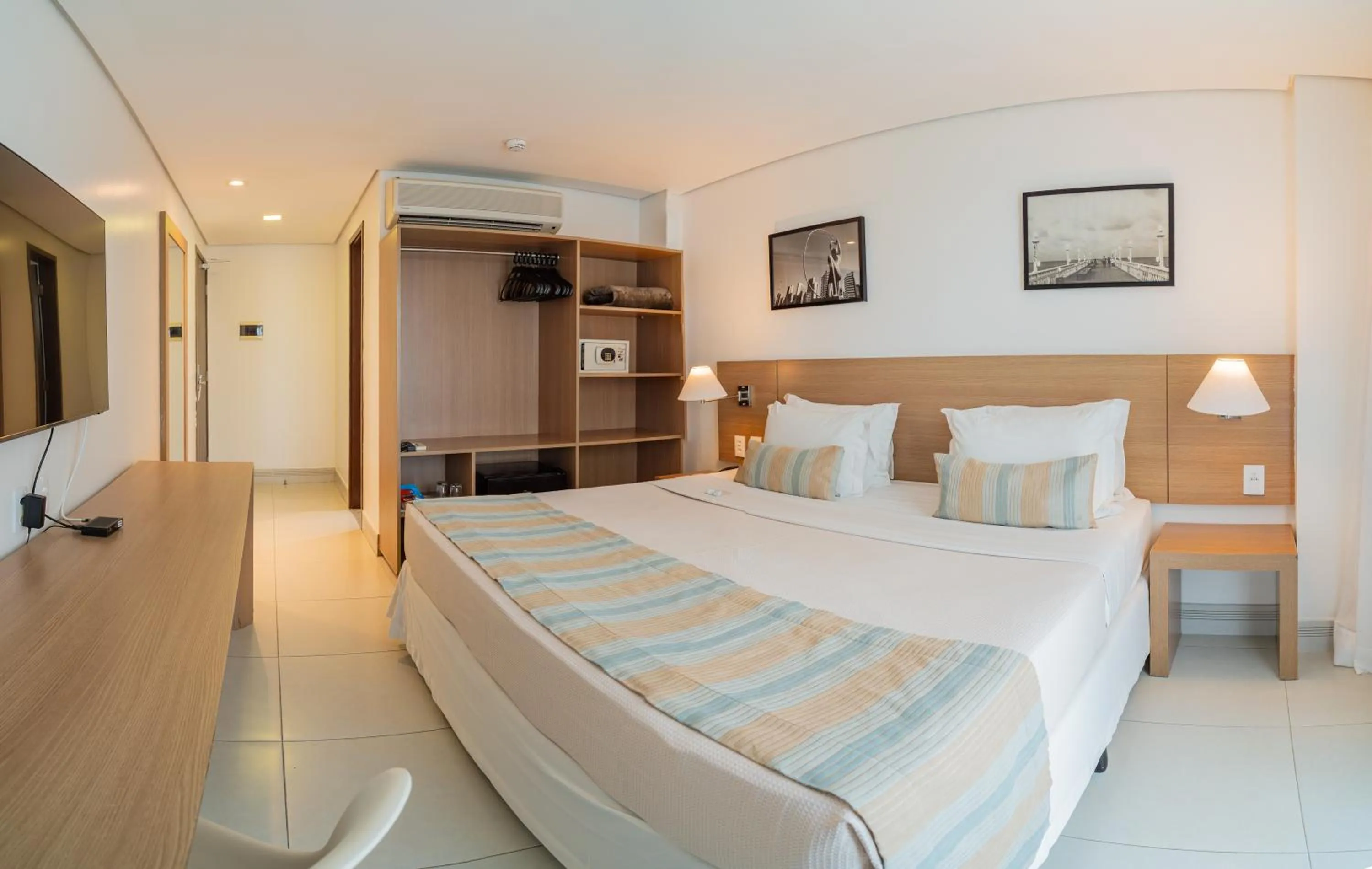 Bed in Crocobeach Hotel