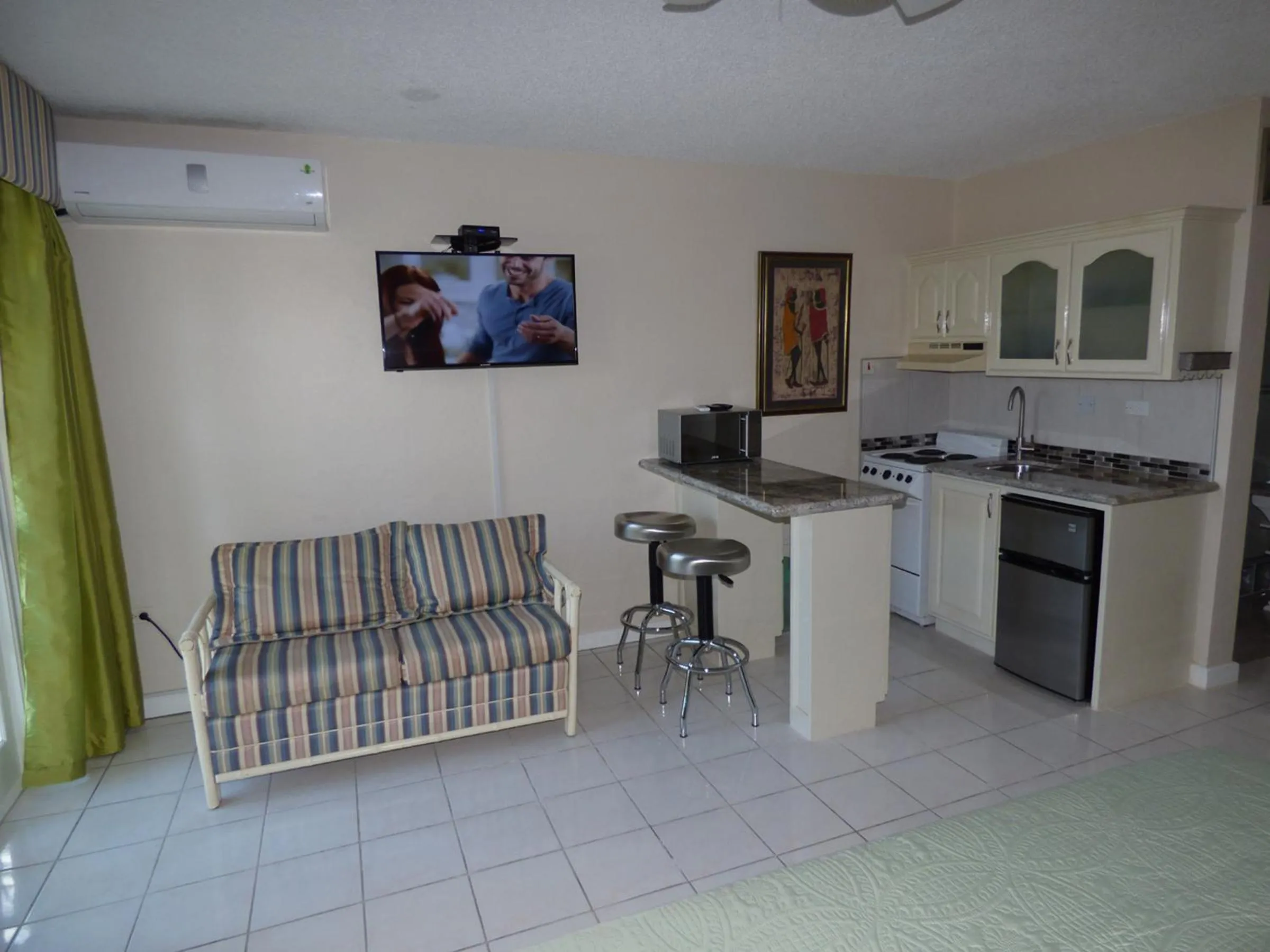 Kitchen or kitchenette in Beach Studio 18