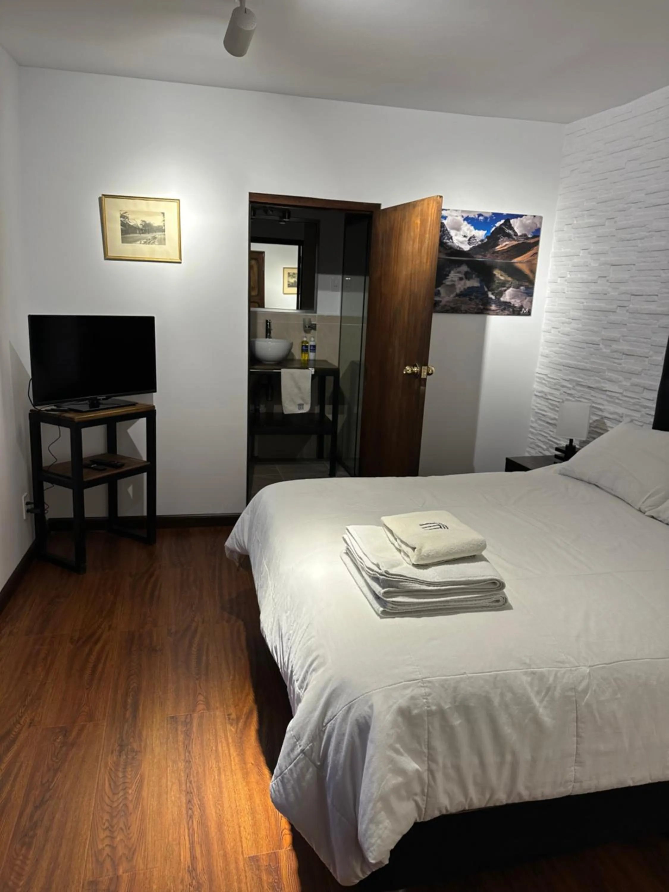 Bedroom, Bed in El Museo Hotel Boutique