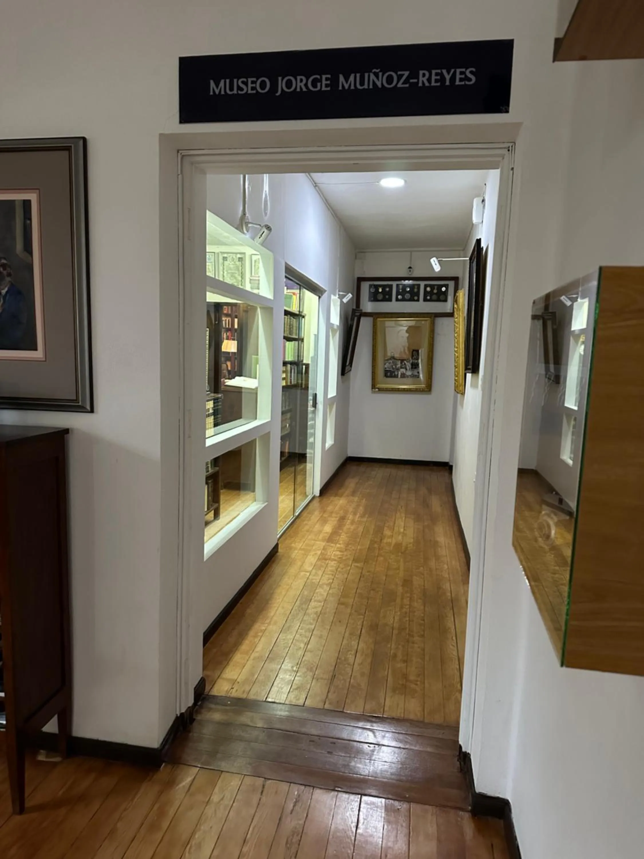 Property building in El Museo Hotel Boutique