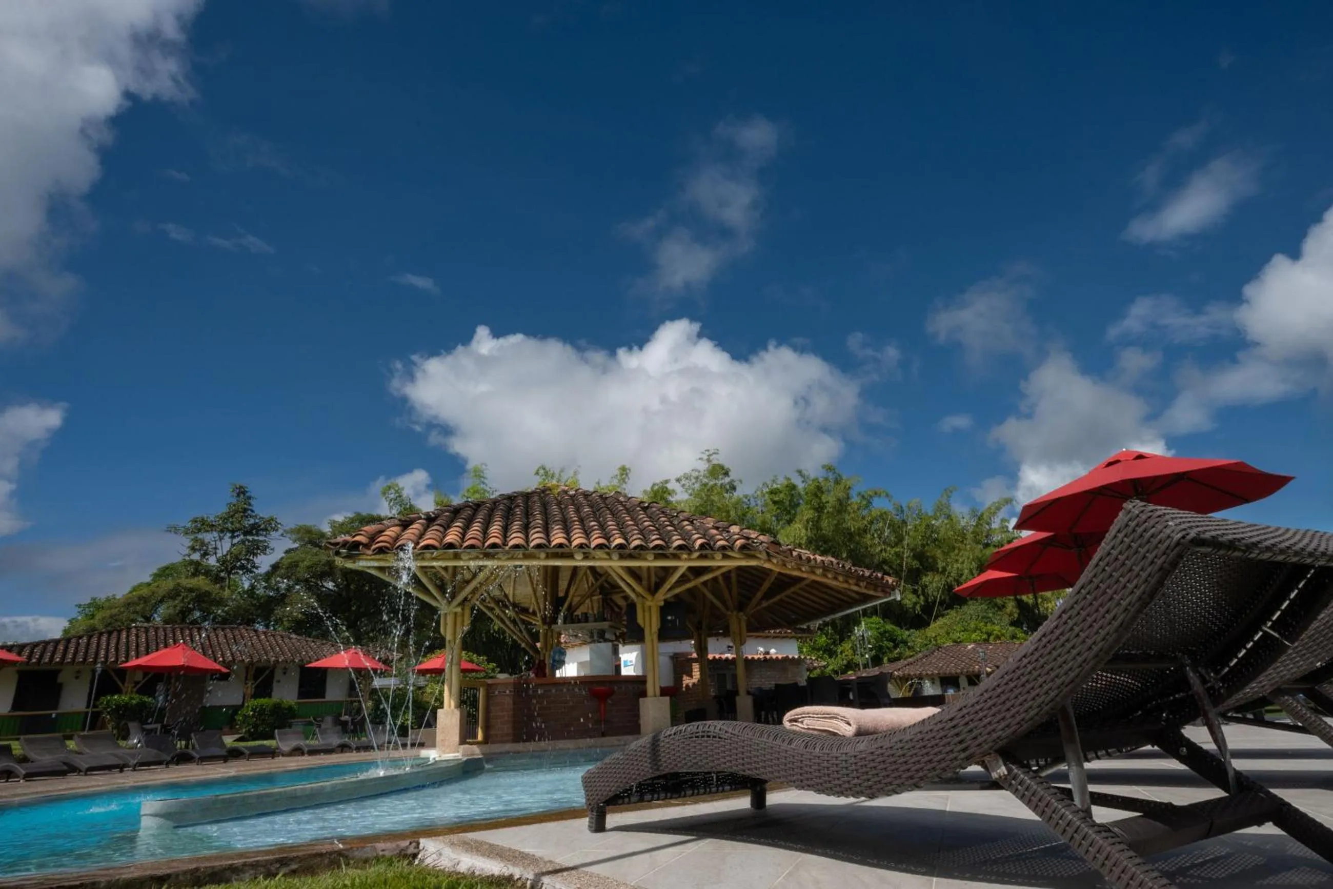 Swimming pool in Hotel Campestre Montecarlo