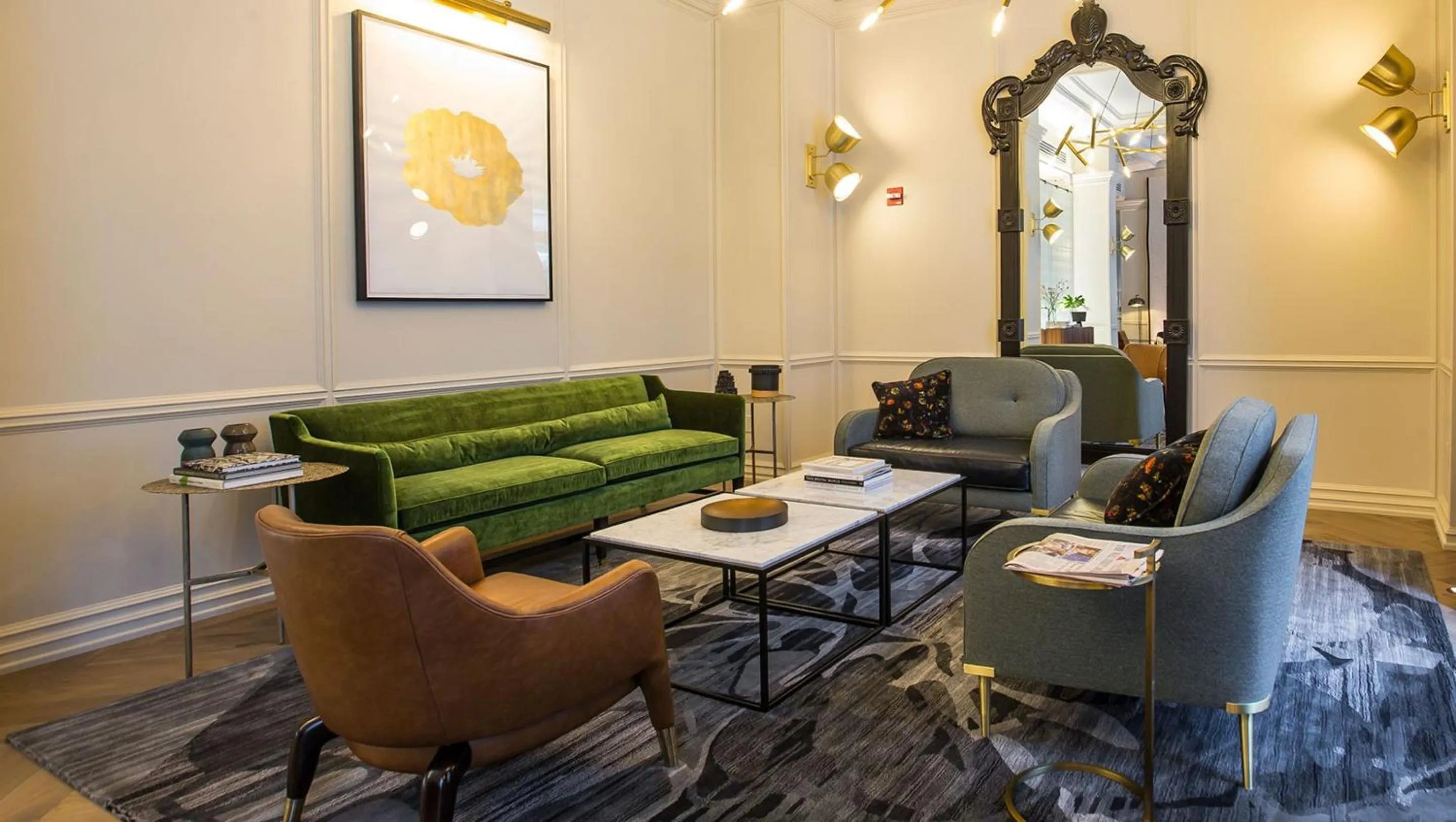 Property building in Kimpton Gray Hotel Chicago by IHG