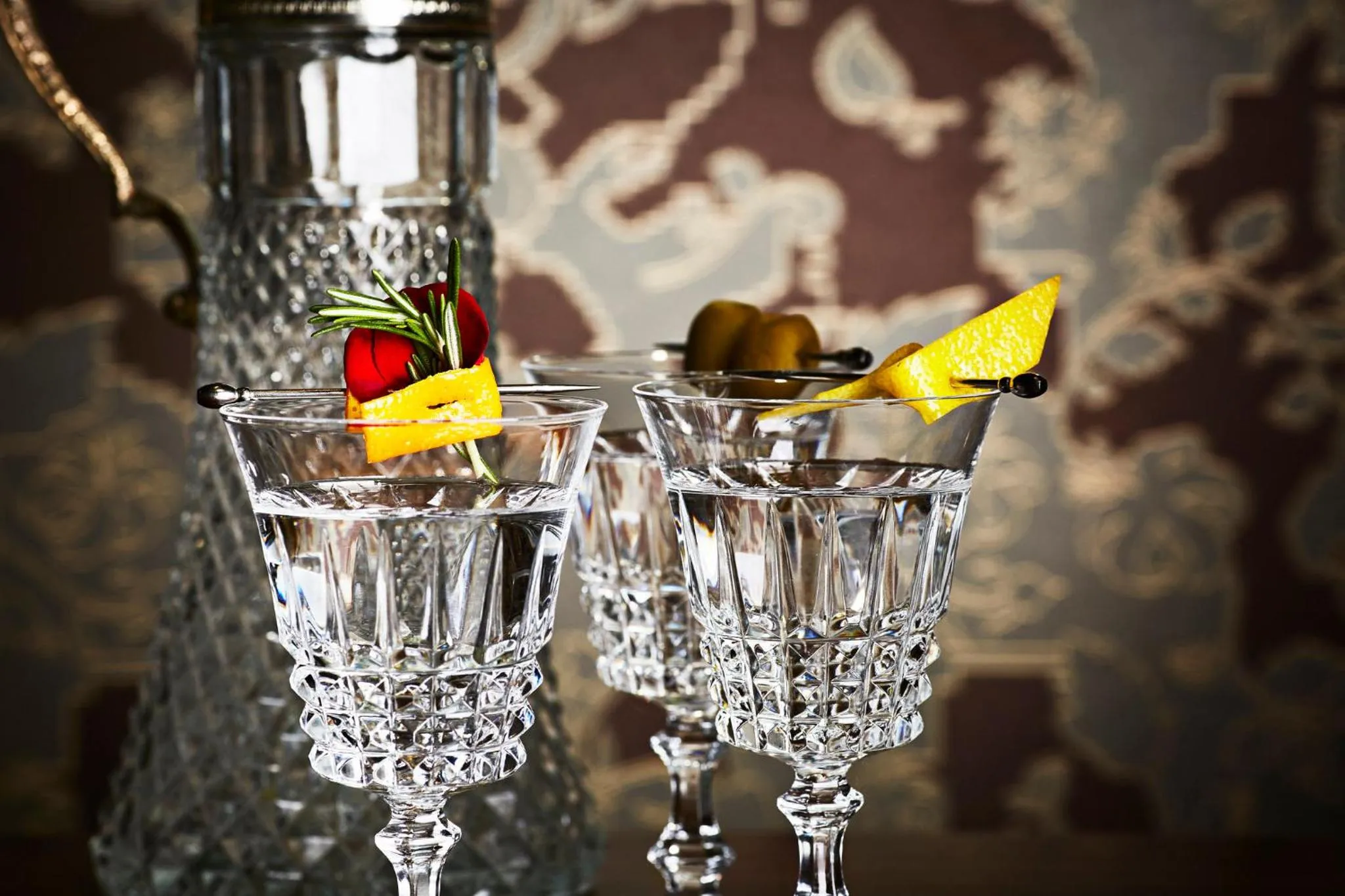 Photo of the whole room in Kimpton Gray Hotel Chicago by IHG