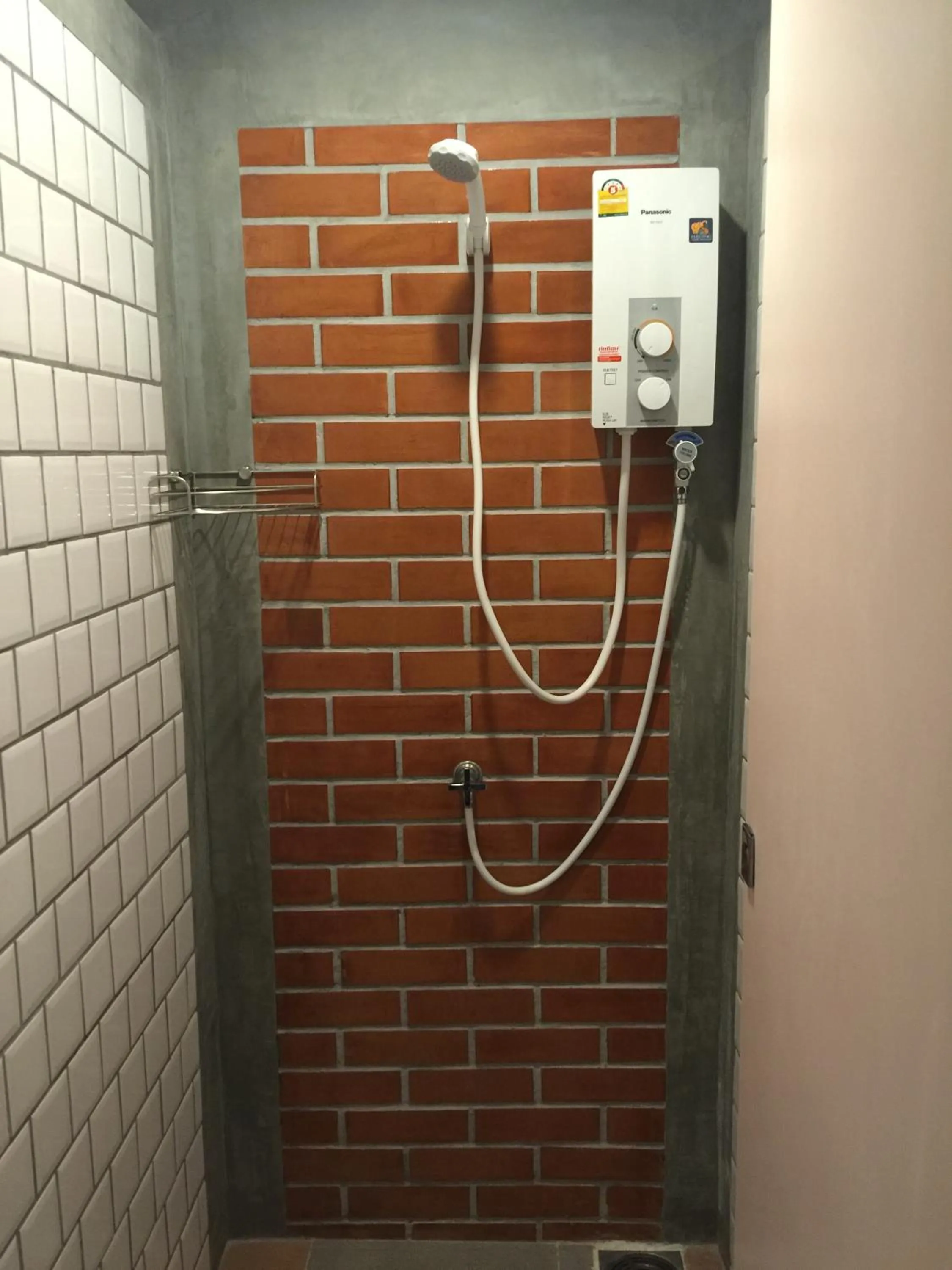 Shower in Bed@Town Hostel