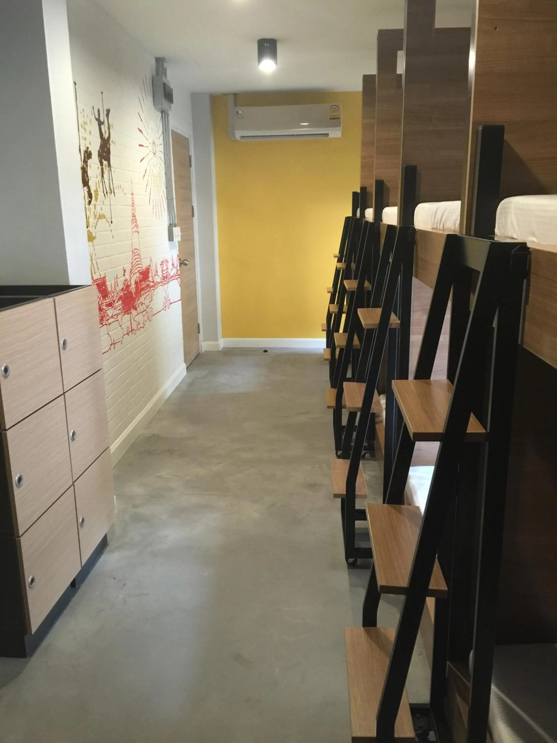 bunk bed in Bed@Town Hostel