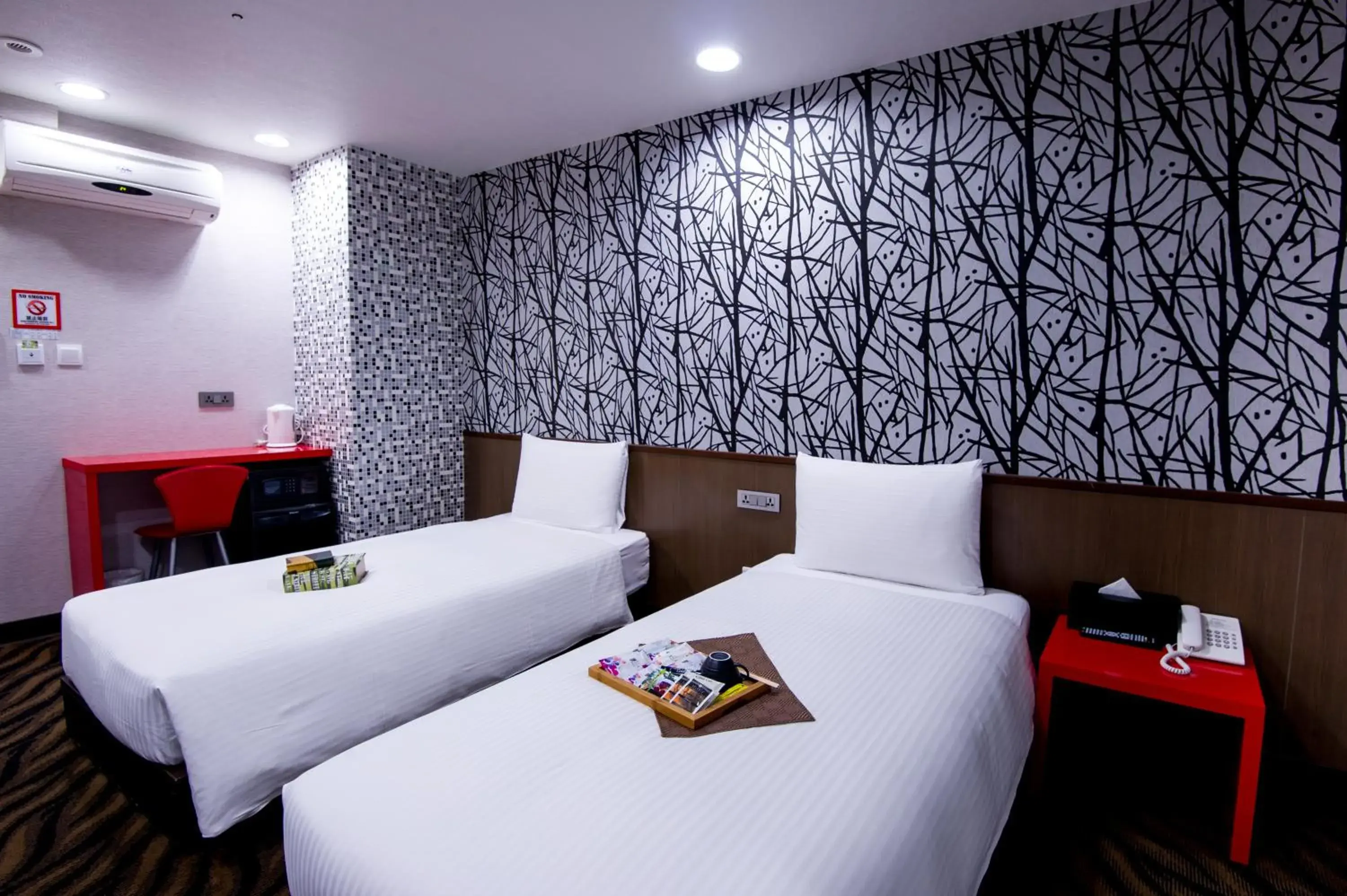 Standard Twin Room in Hotel 6 - ZhongHua Standard Twin Room in Hotel 6 - ZhongHua