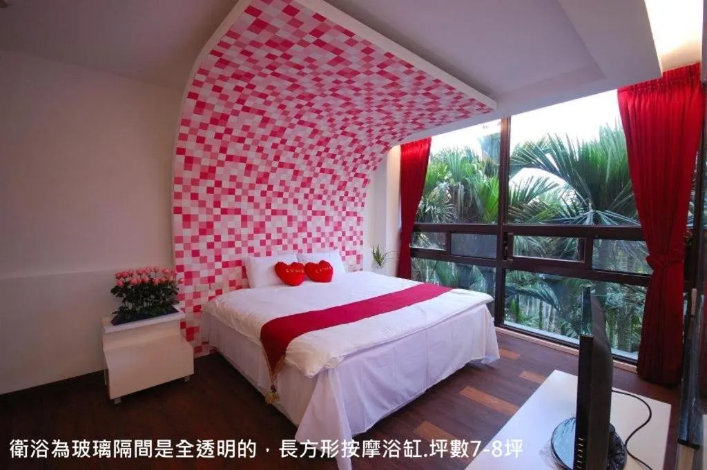 Photo of the whole room, Bed in Full House Homestay
