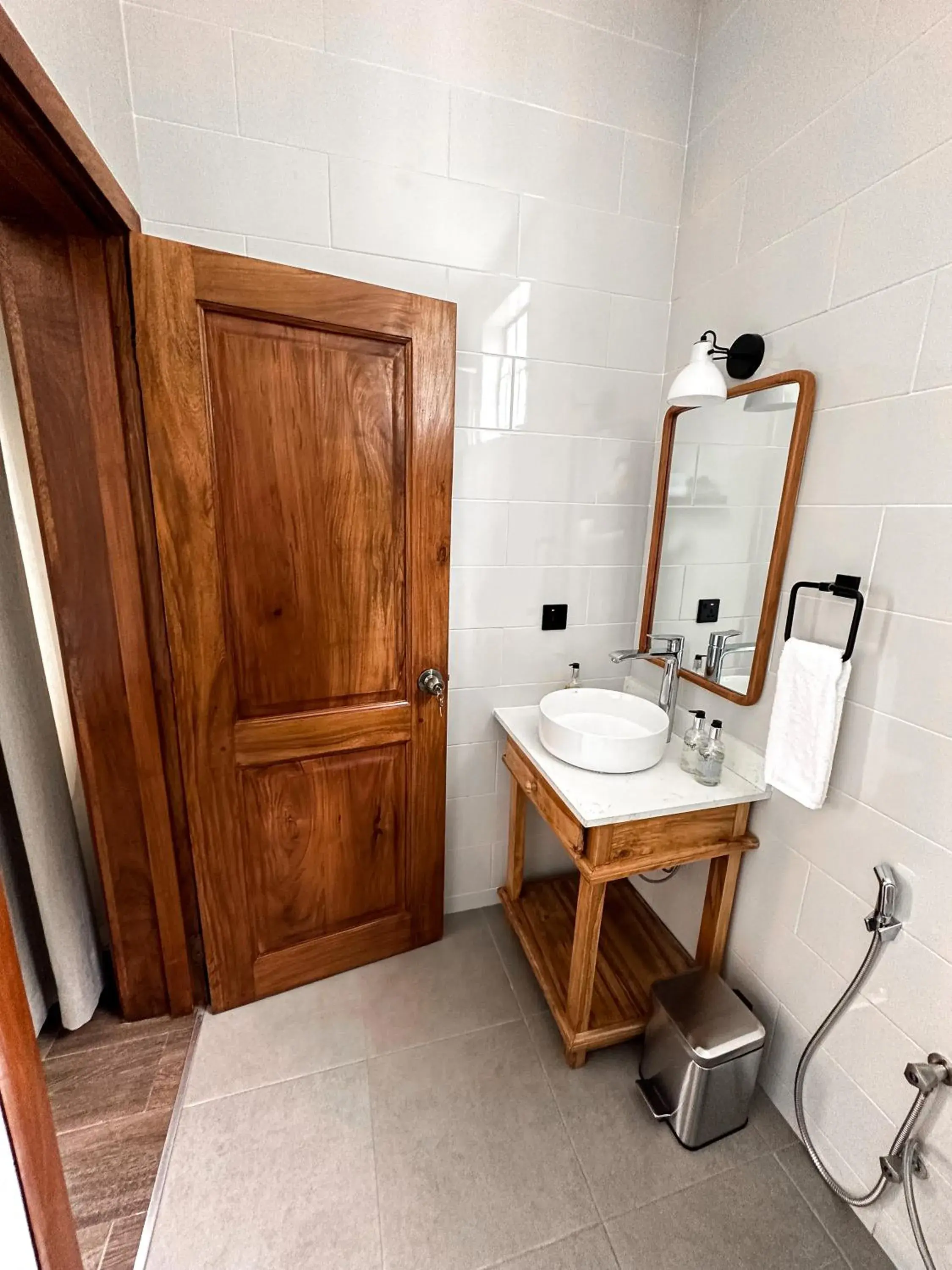 Twin Room with Bathroom in Brubru Lodge Twin Room with Bathroom in Brubru Lodge