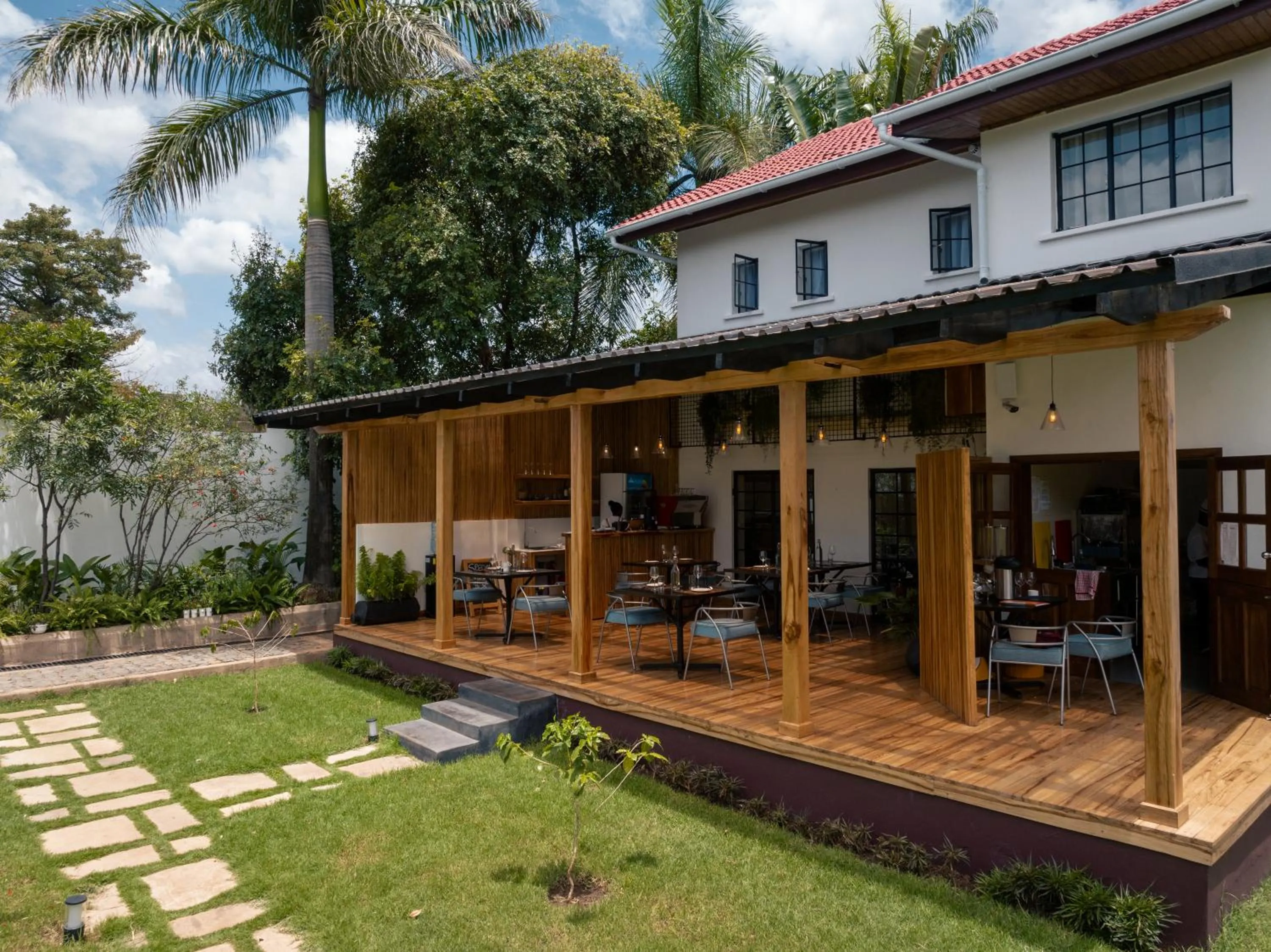 Property building in Brubru Lodge