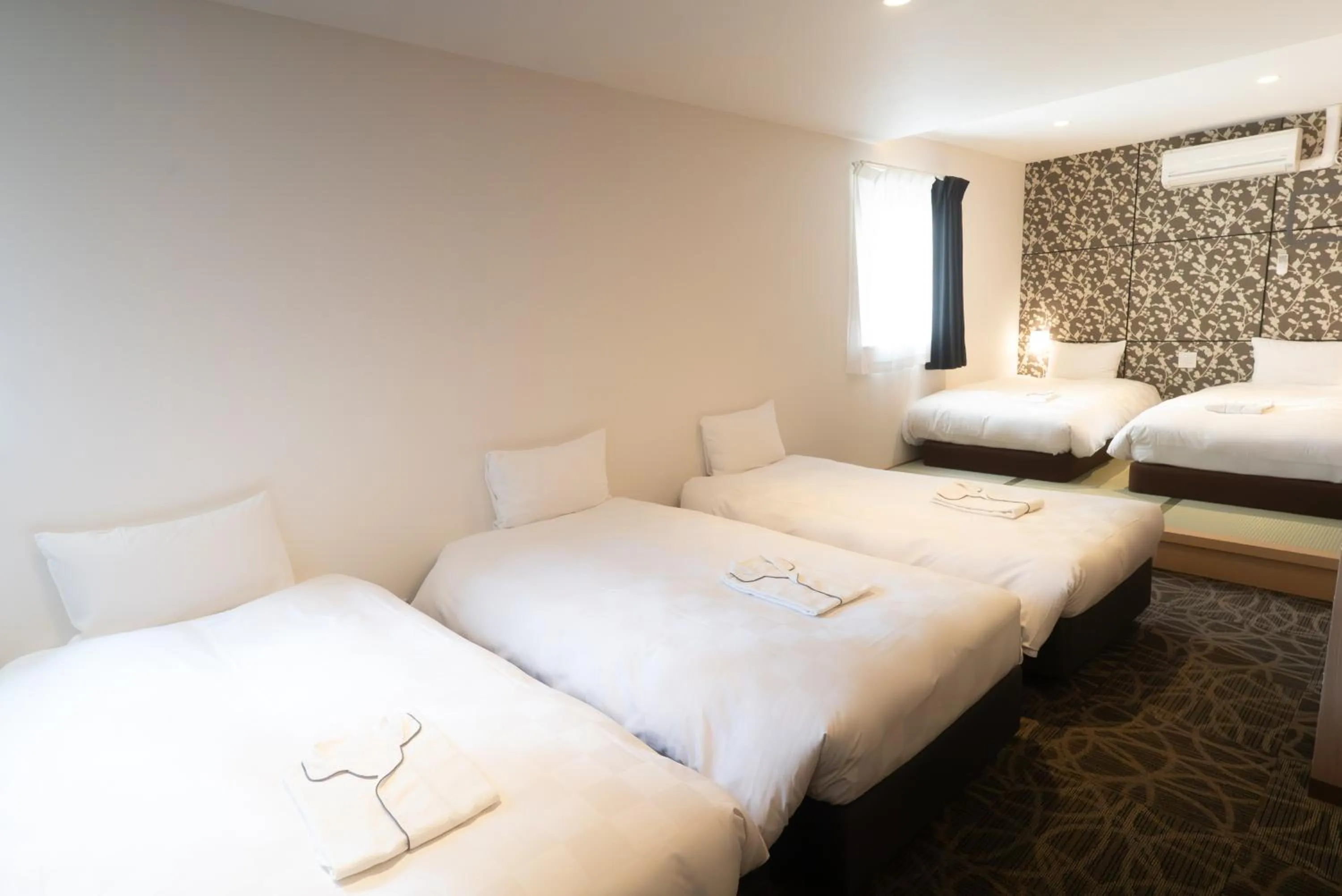 Photo of the whole room, Bed in Sakura Garden Hotel