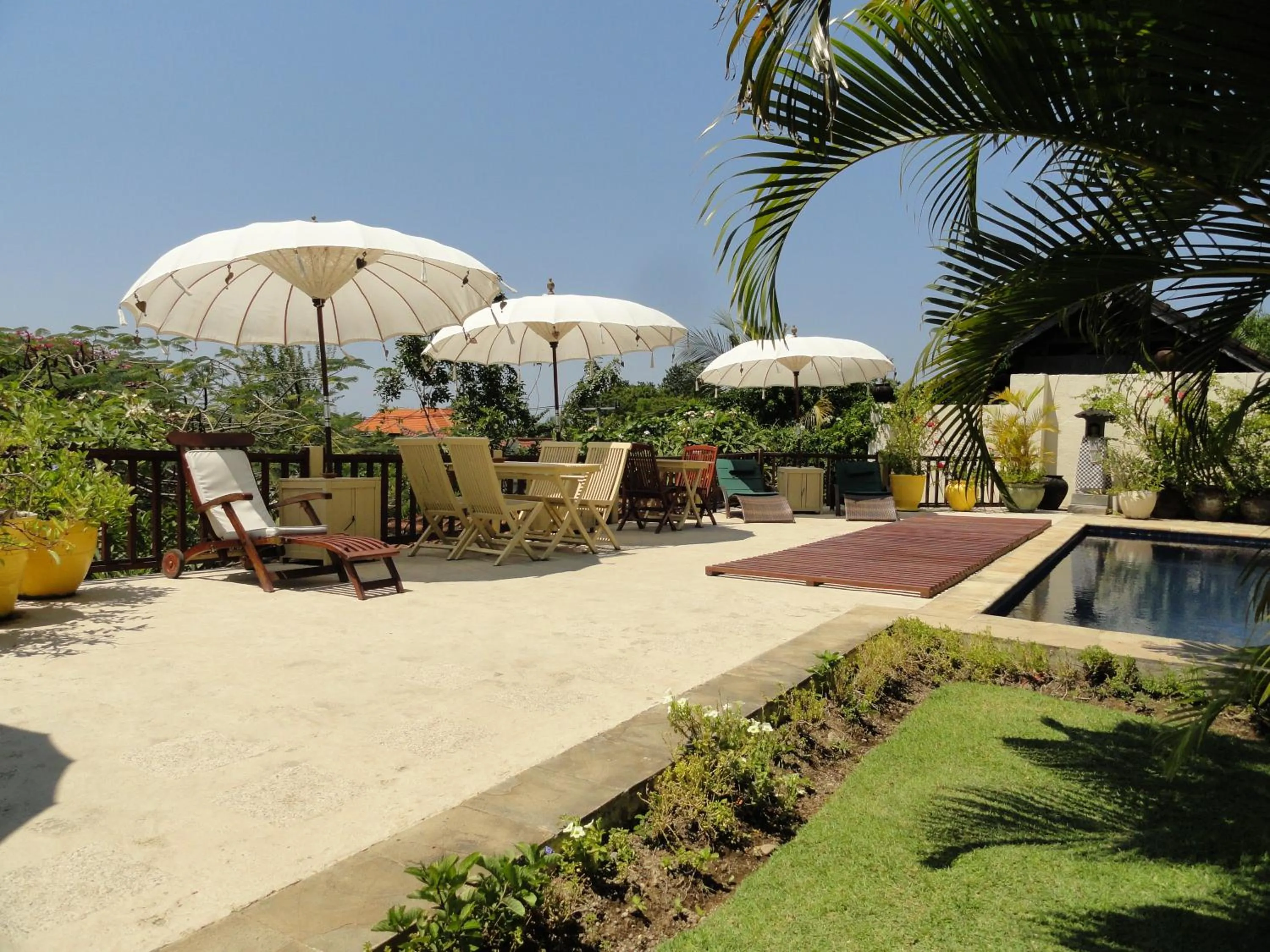 Swimming pool in Jukung Dive Resort Bali AMED