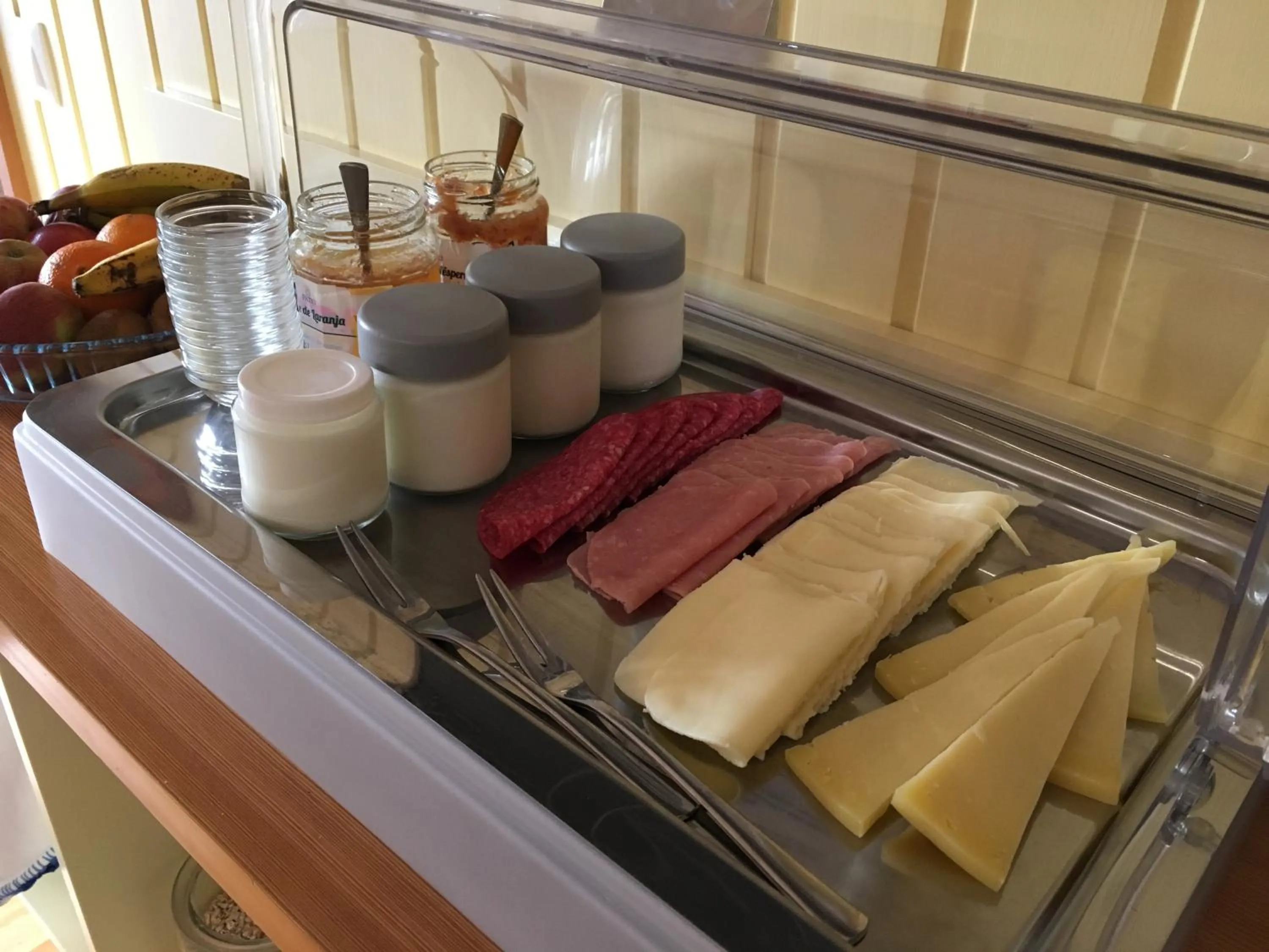 Buffet breakfast in Pátio Ecolodge