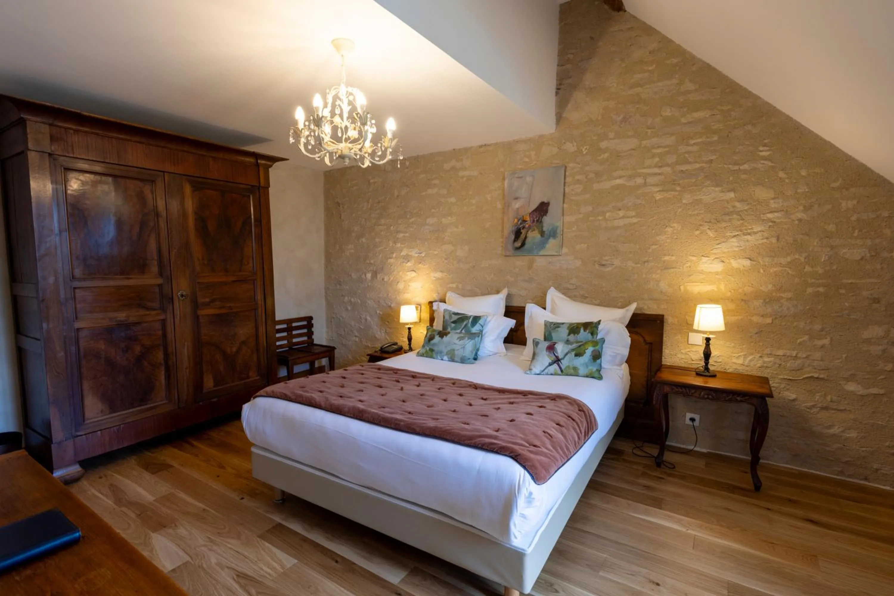 Bed in Hôtel Le Clos