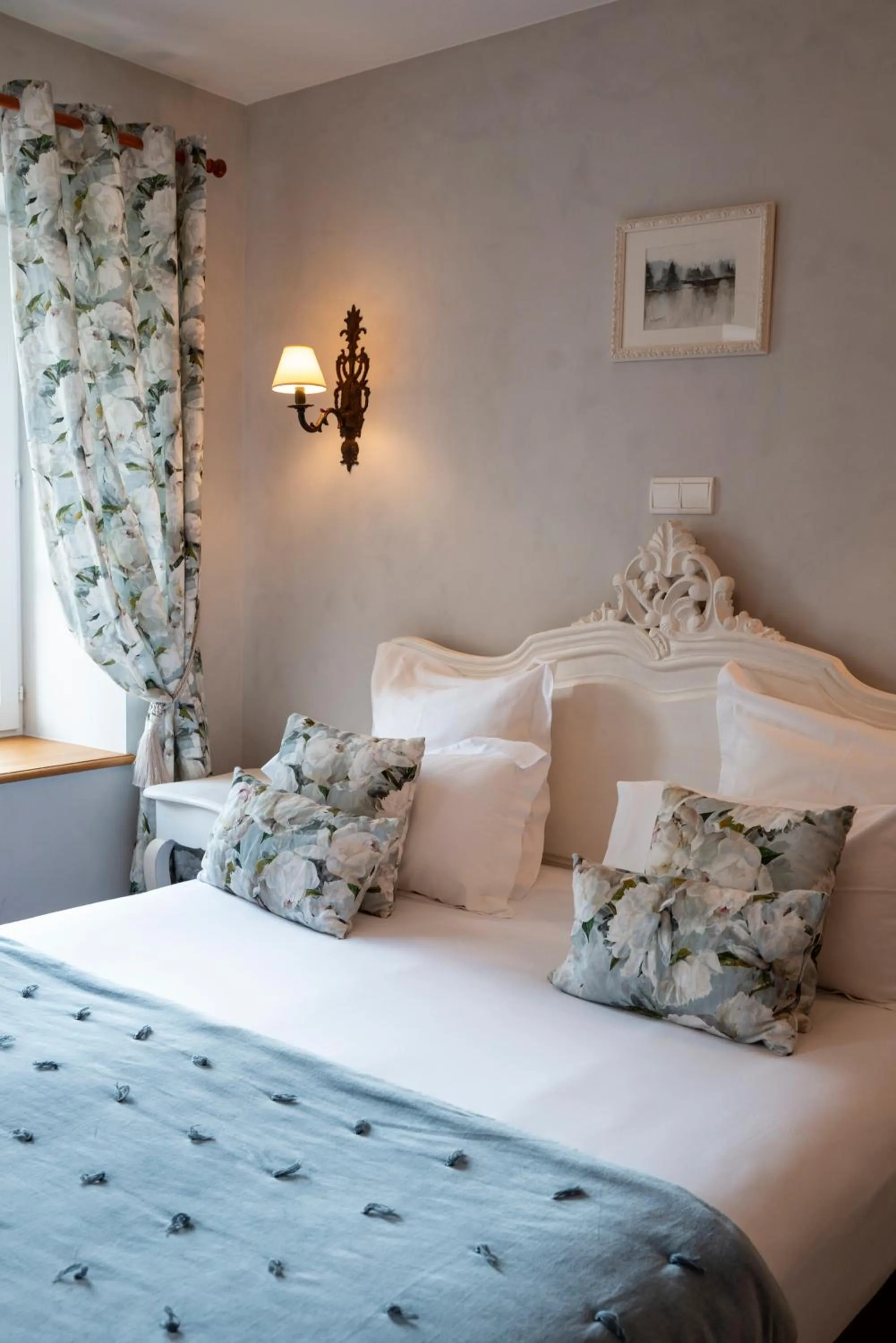 Bed in Hôtel Le Clos