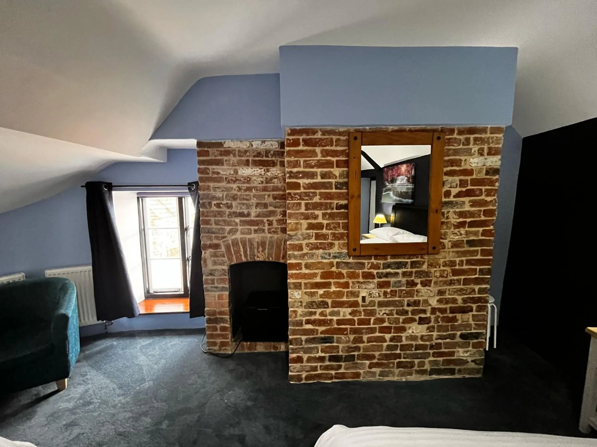 flat iron in Old Manor House