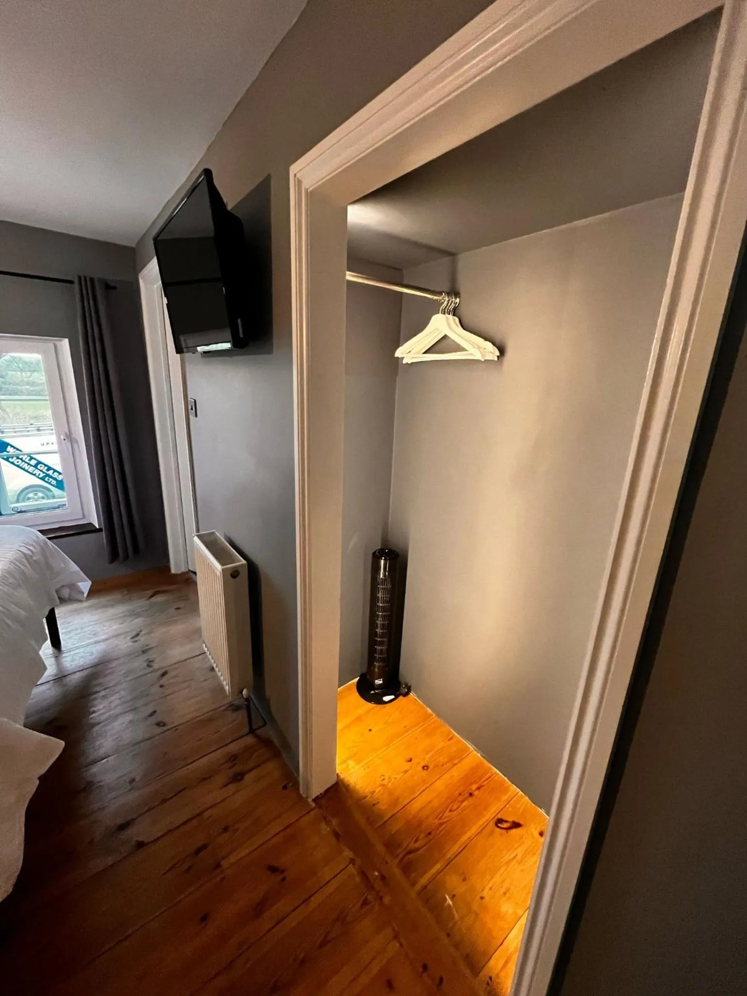 TV and multimedia in Old Manor House